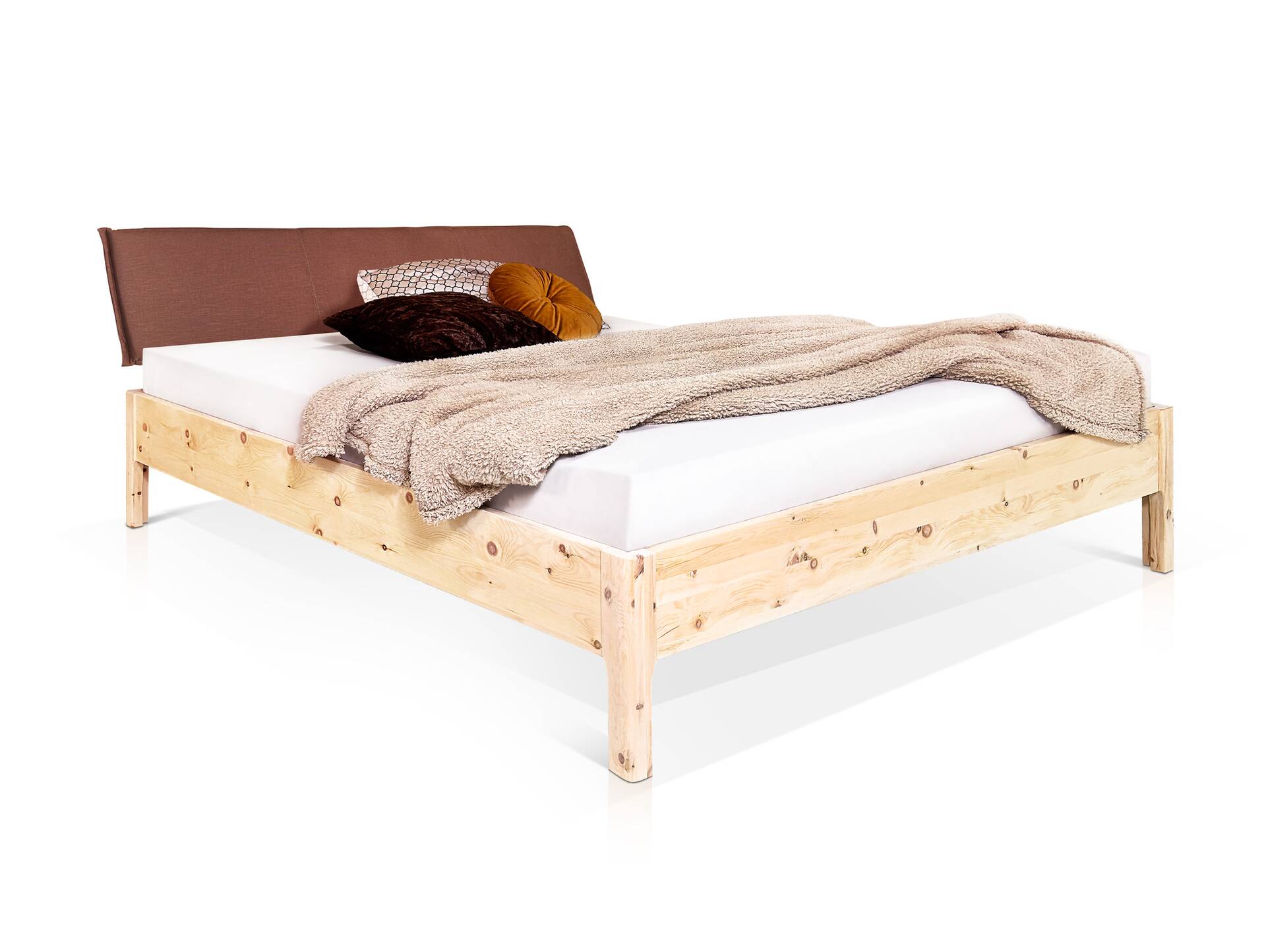 ZANDOR 4-Fuß-Zirbenbett mit Kopfteil aus Leinenstoff, Material Massivholz 120 x 200 cm | Leinenstoff Braun