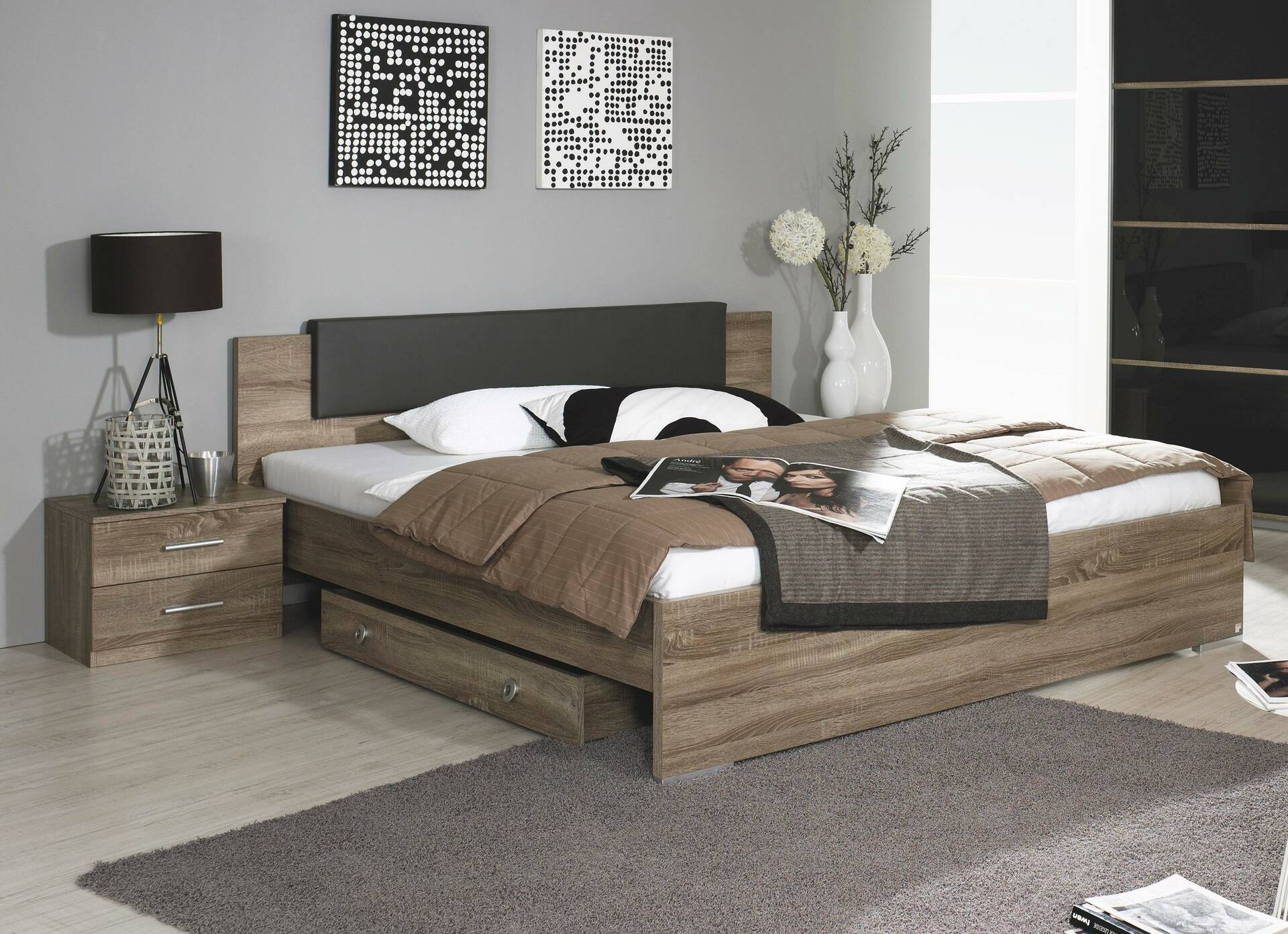 CARLOTTA Futonbett/Doppelbett Eiche Havanna weiß o. basalt 