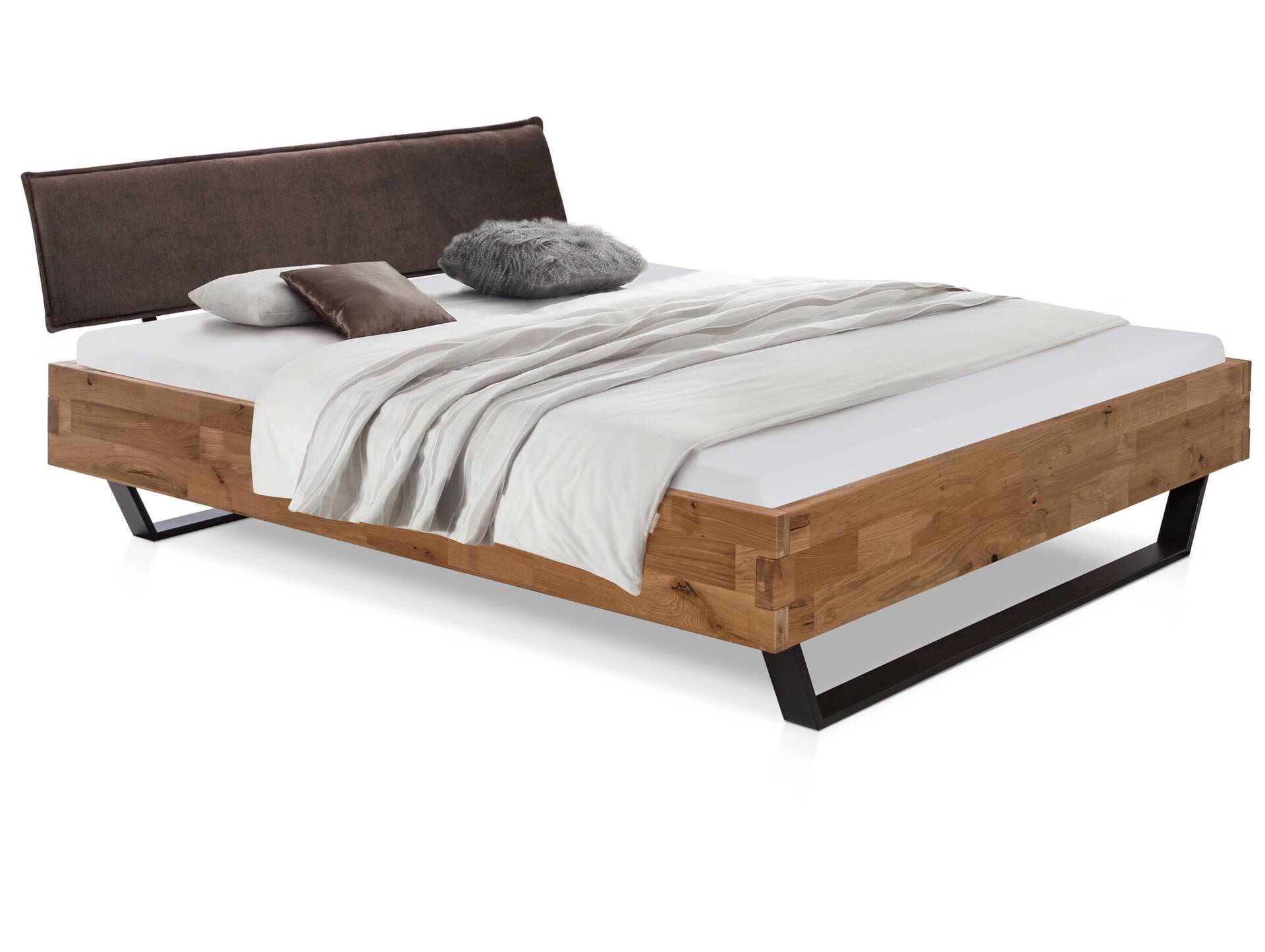 CORDINO Kufenbett aus Eiche mit Polsterkopfteil, Material Massivholz 120 x 220 cm | Eiche unbehandelt | Stoff Braun | gebürstet