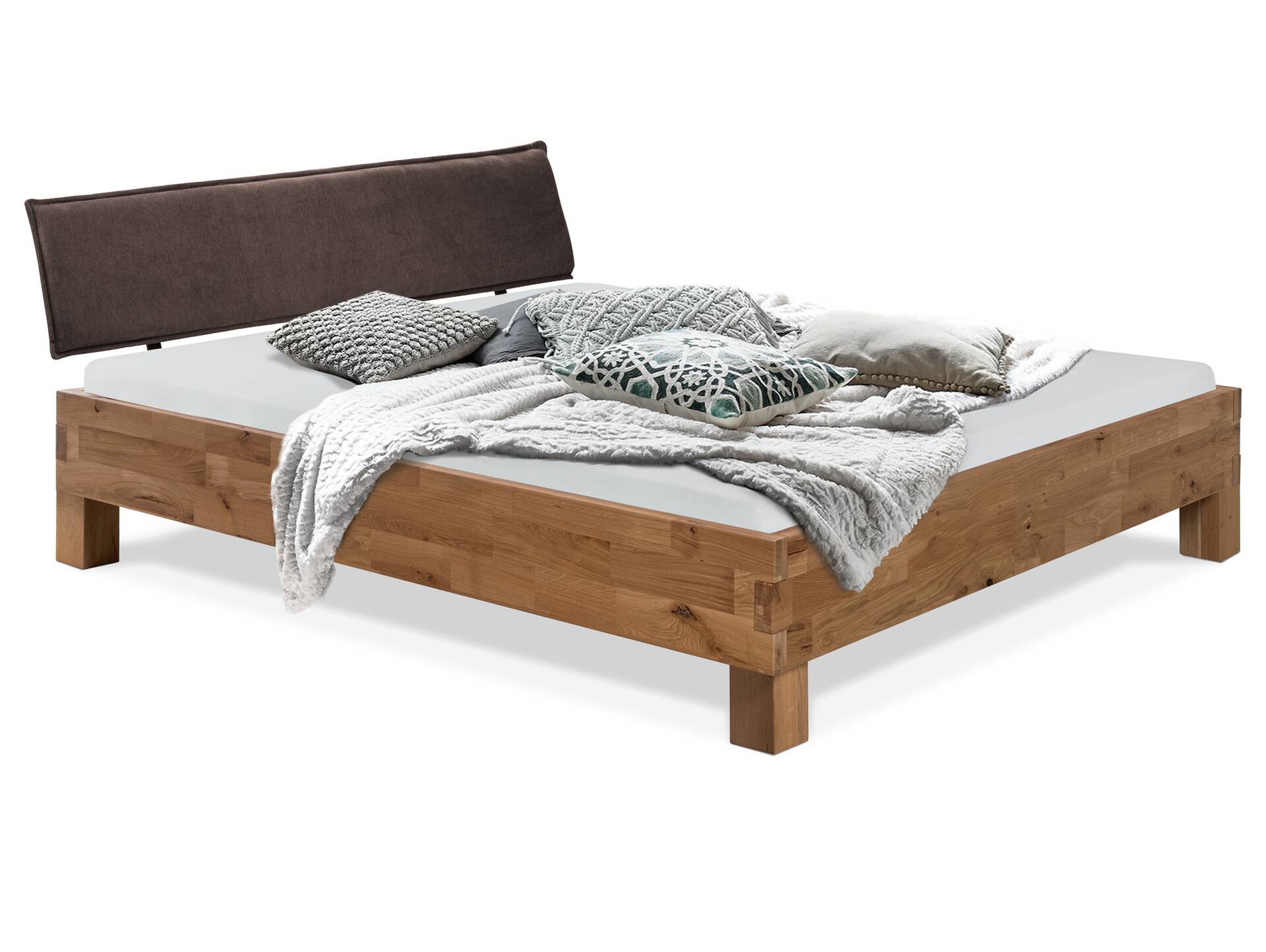CORDINO 4-Fuß-Bett aus Eiche mit Polster-Kopfteil, Material Massivholz 200 x 200 cm | Eiche lackiert | Stoff Braun | gebürstet
