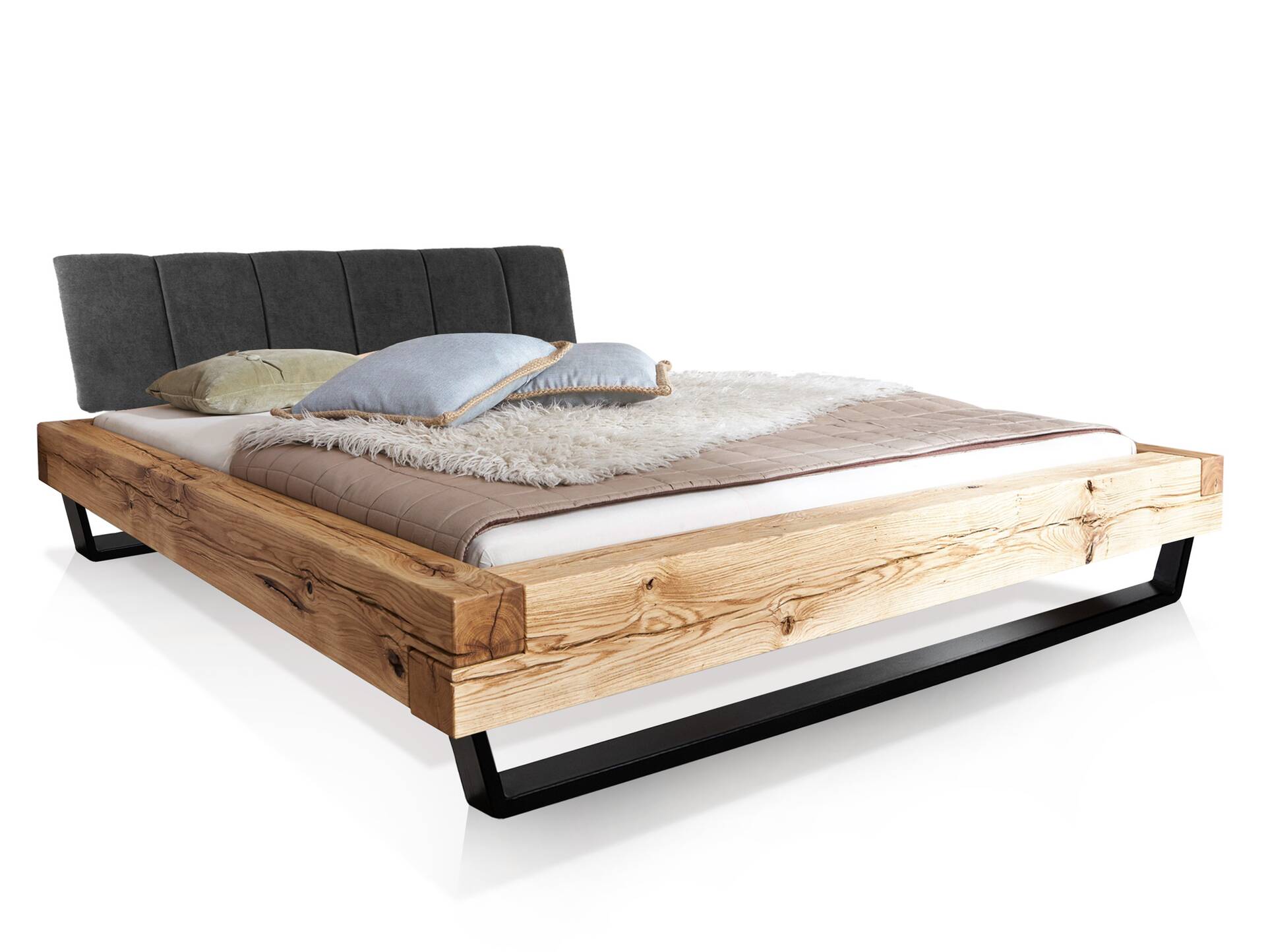 LIAS Balkenbett mit Polster-Kopfteil, Kufenfuß, Material Massivholz Eiche 200 x 200 cm | Stoff Braun mit Steppung
