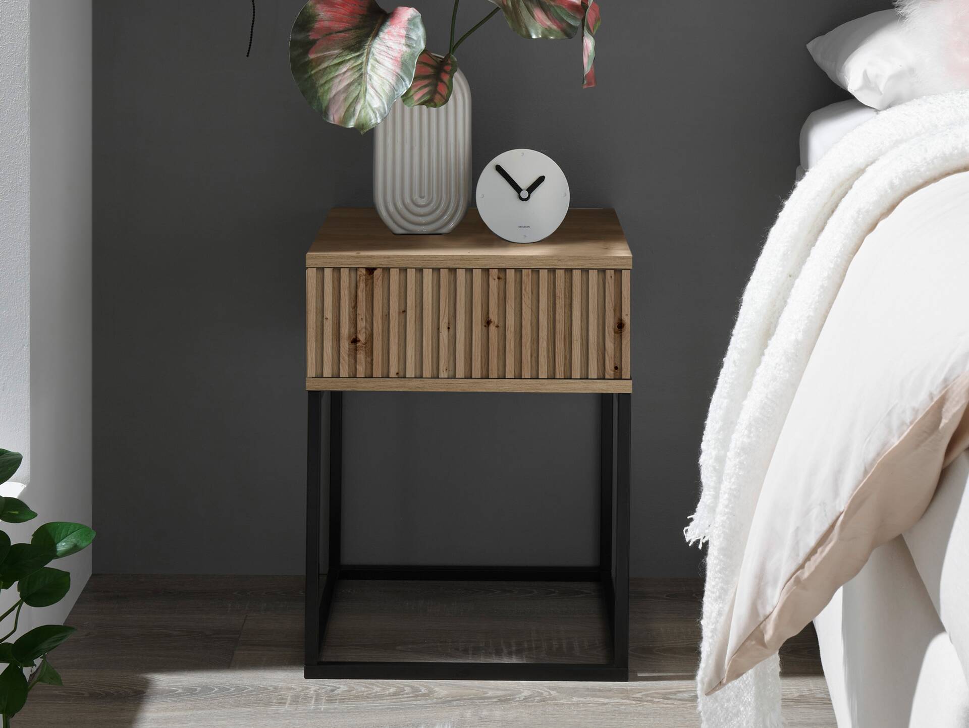 MAYLA Nachtkommode, Material Dekorspanplatte, Artisan Eiche Nachbildung 1 Schubkasten