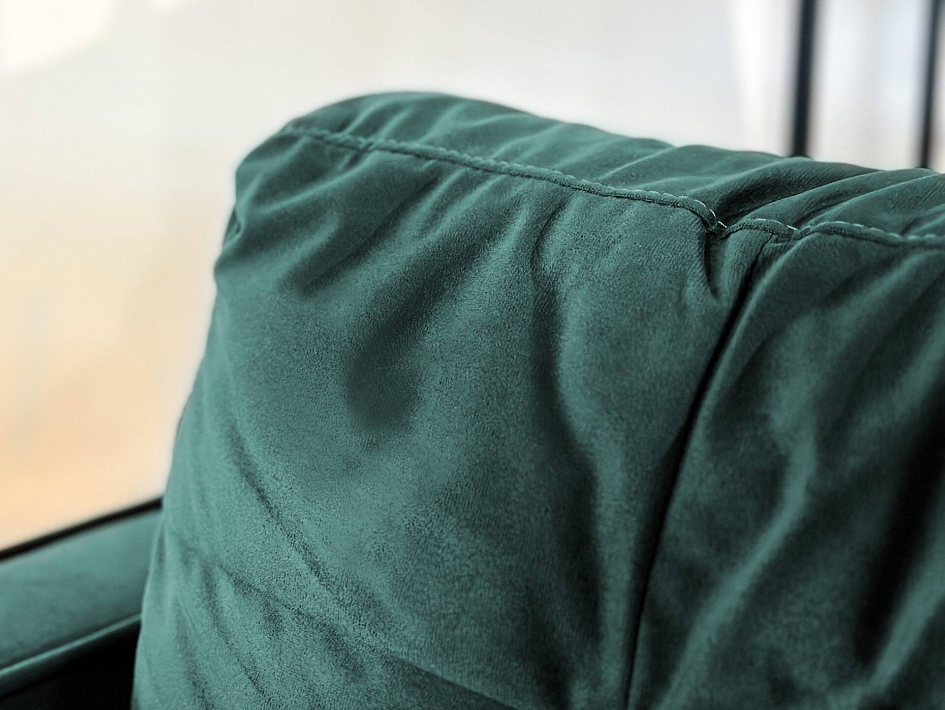 GLAMMI 3-Sitzer Sofa mit Samtbezug, Füße Buche massiv Dunkelgrün