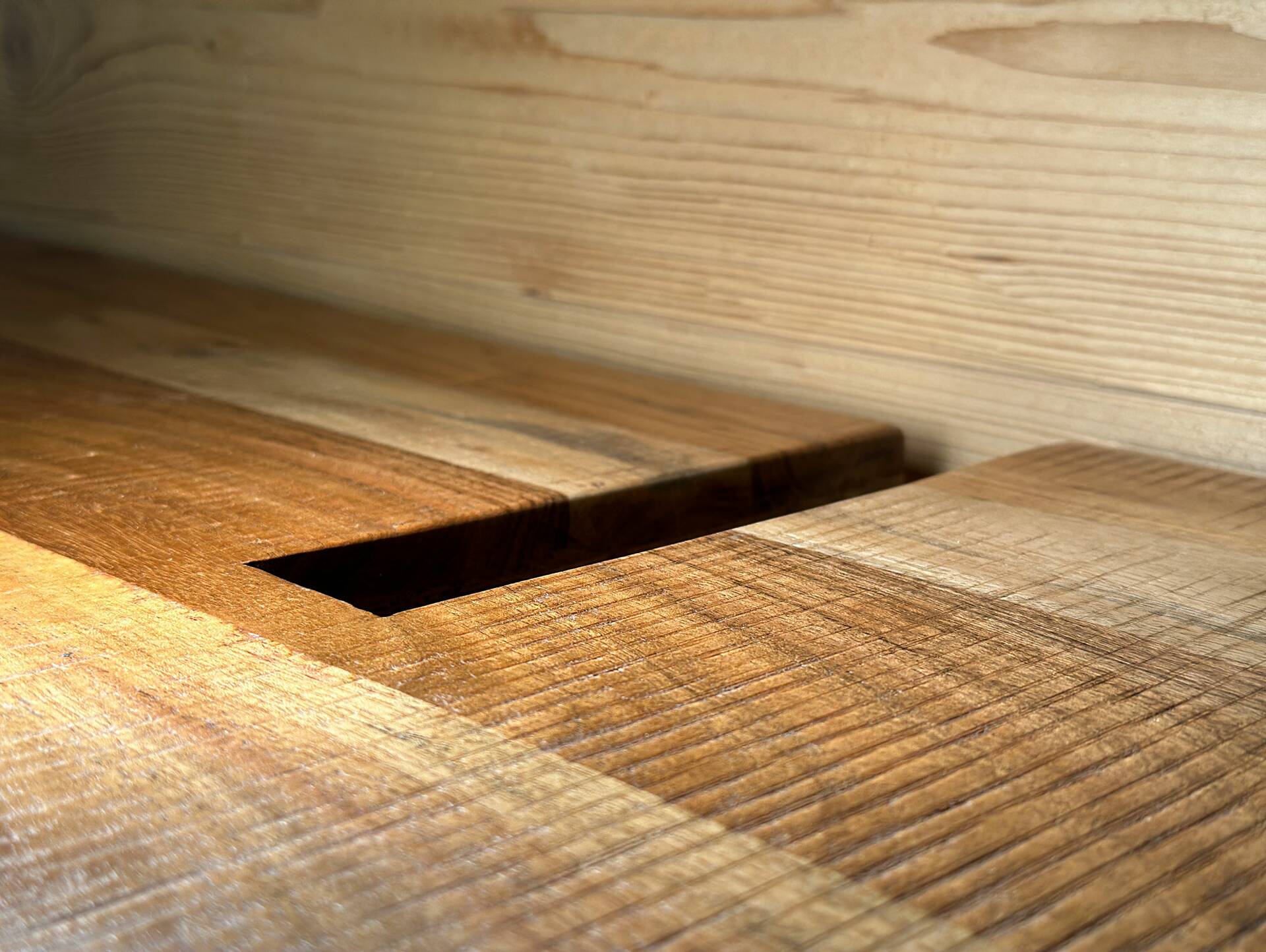 WINCHESTER Waschbeckenunterschrank II, Material Massivholz, Mango rustikal 
