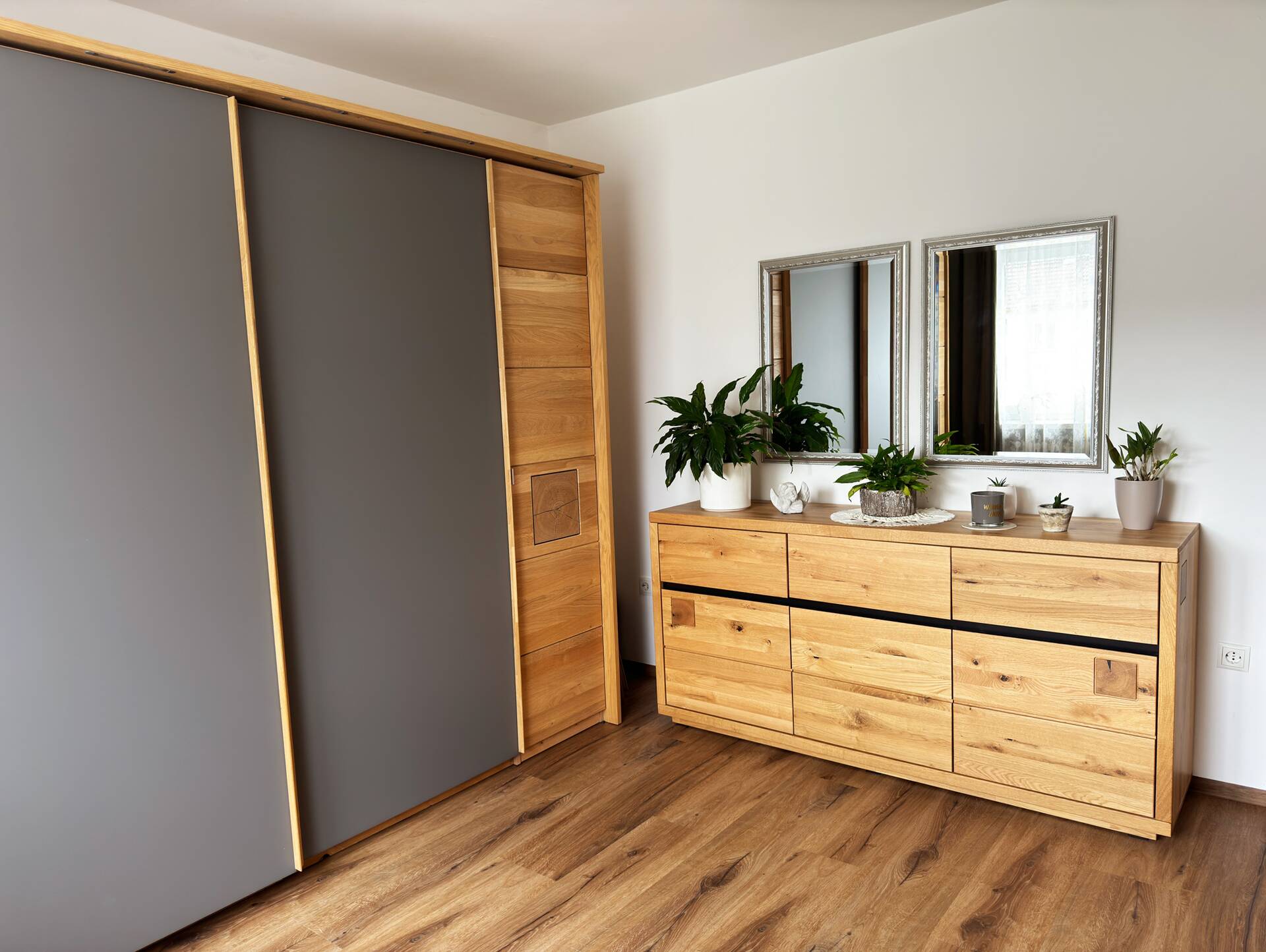 CALDERA Sideboard II, Material Massivholz, Wildeiche geölt 