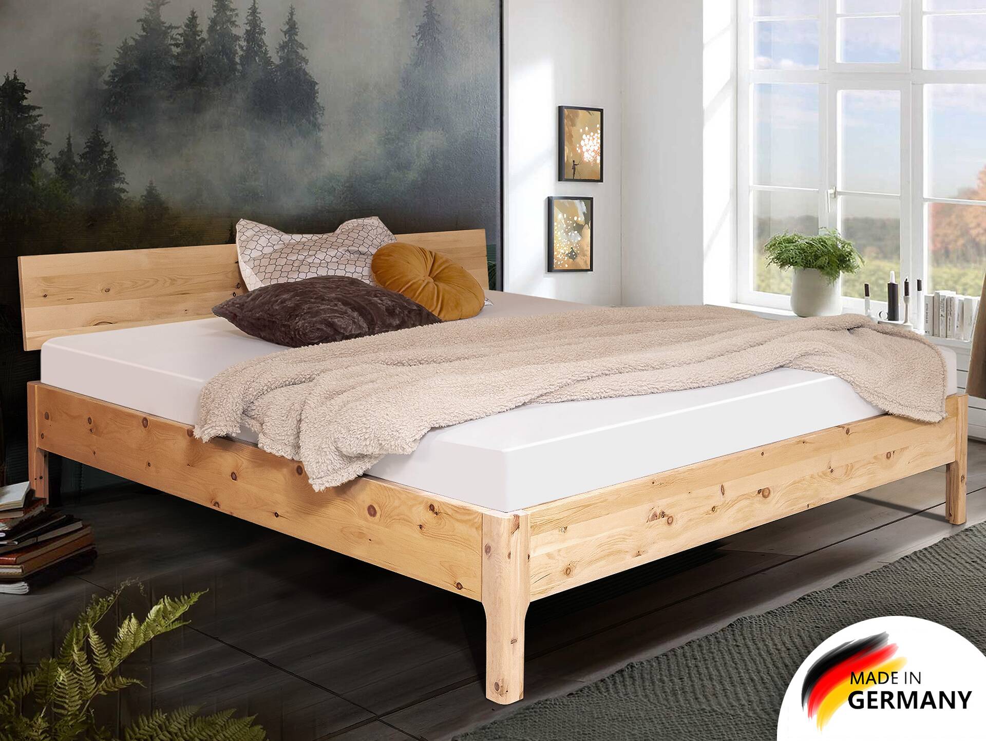 ZANDOR 4-Fuß-Zirbenbett mit Kopfteil, Material Massivholz 120 x 200 cm