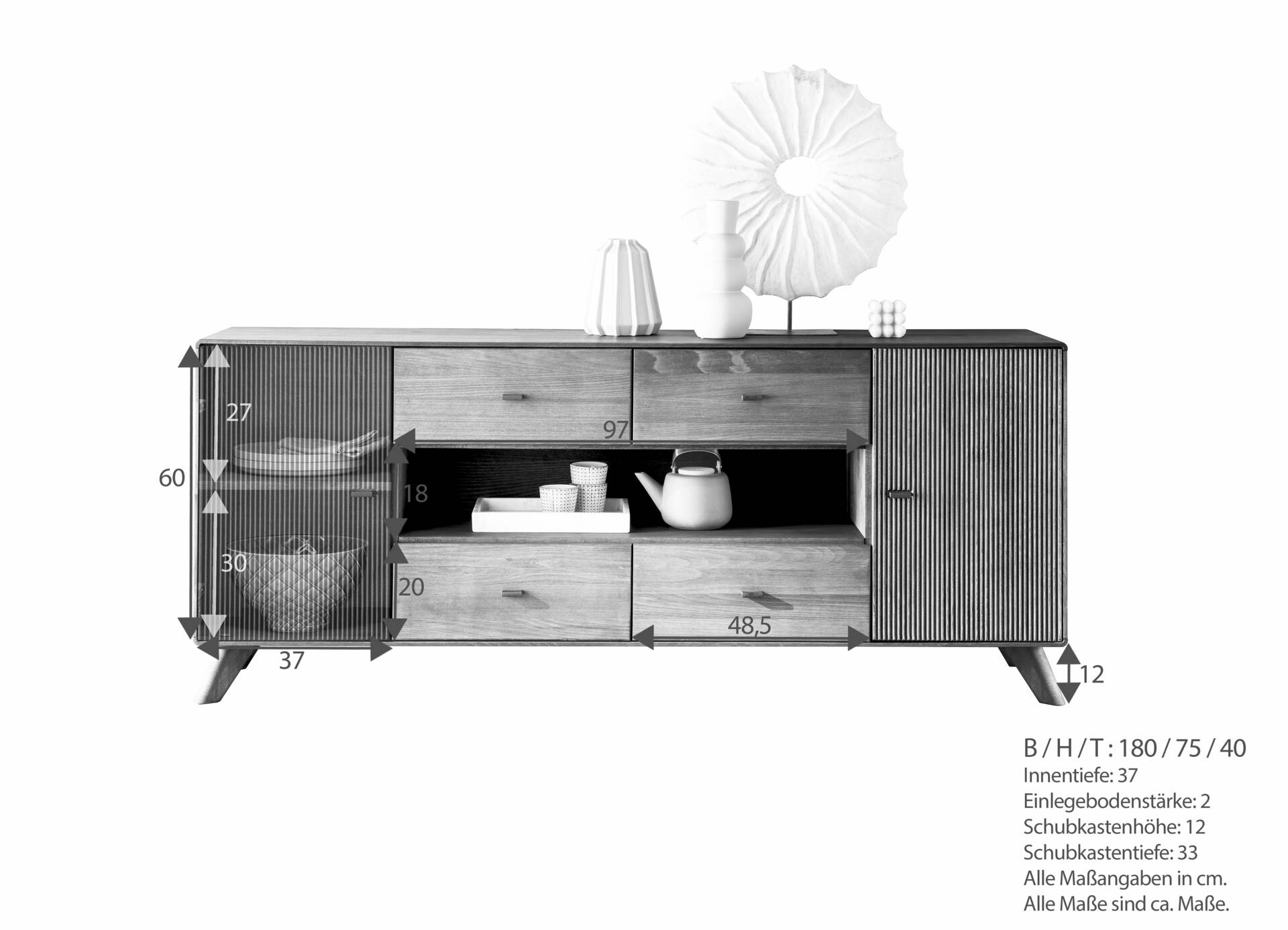 JAKARTA Sideboard II, Material Massivholz, Kernbuche Tabak geölt 