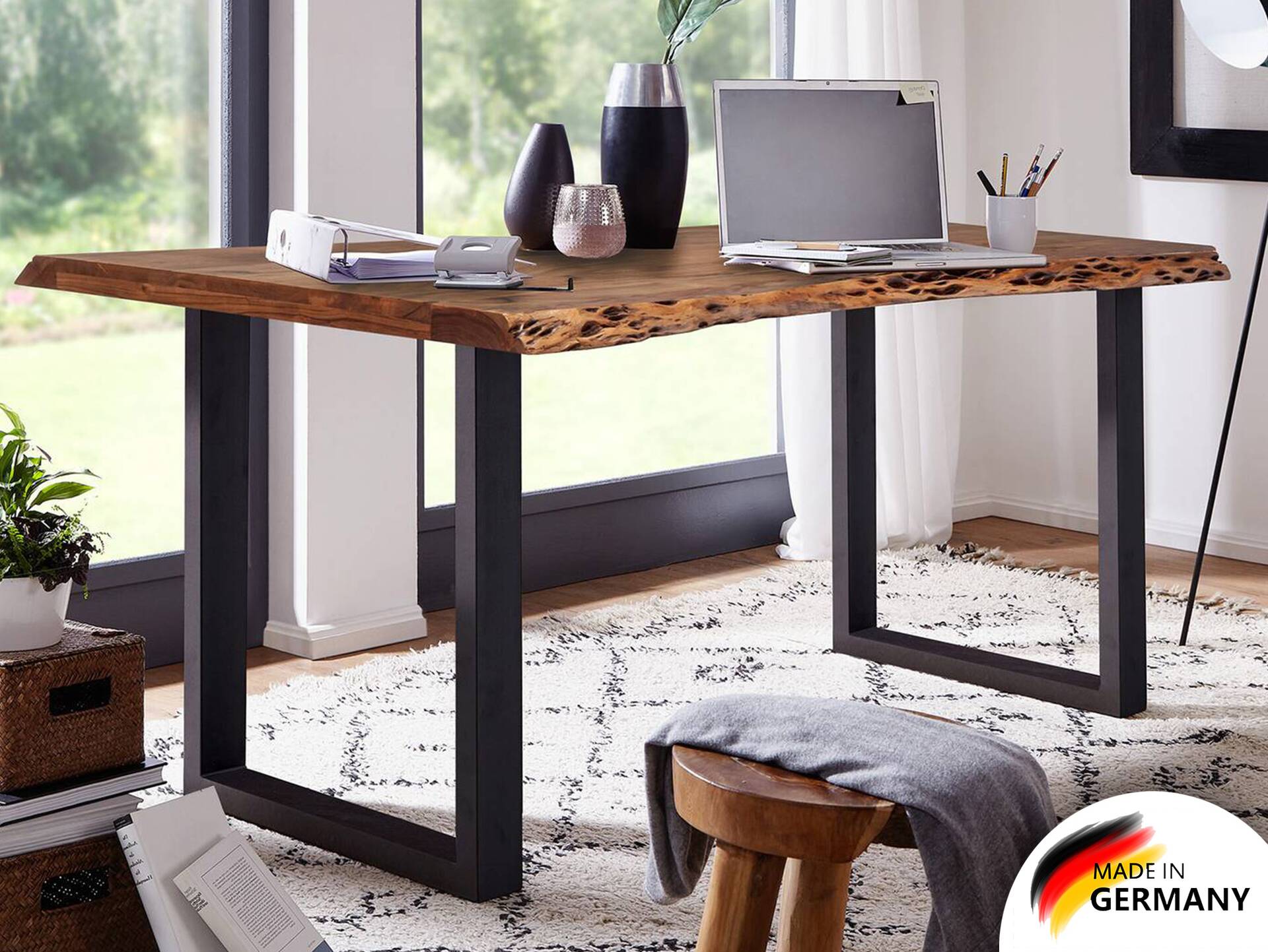 GERA Baumkantentisch, Material Massivholz/Metall, Akazie lackiert 