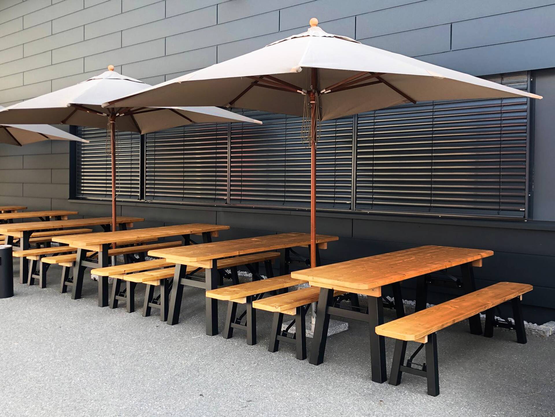 TEGERNSEE Gartenbank - klappbar, rustikale Altholzoptik, Material Massivholz/Metall, Thermo-Fichte 200 x 30 cm | Innenbereich | ohne Rückenlehne