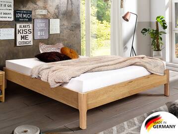 MERANO 4-Fuß-Massivholzbett, ohne Kopfteil 
