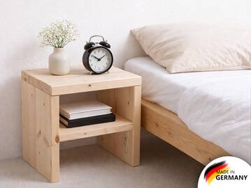 PUMBA Nachtkommode mit Ablage, Material Massivholz, Fichte massiv