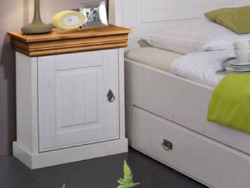 ROMAN Nachttisch, Material Massivholz, Kiefer 