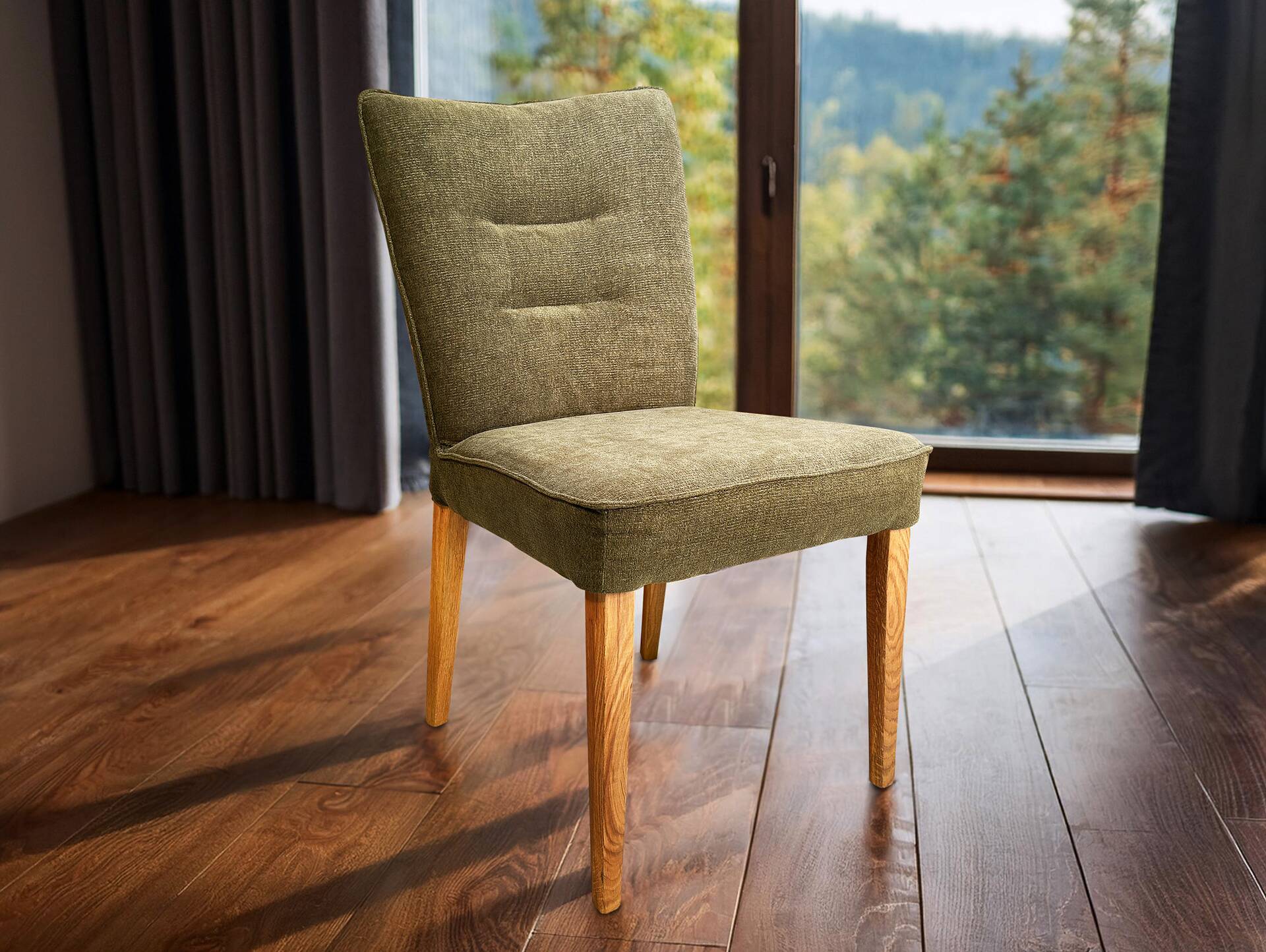AMERA Polsterstuhl, Material Massivholz/Bezug Stoff Grün