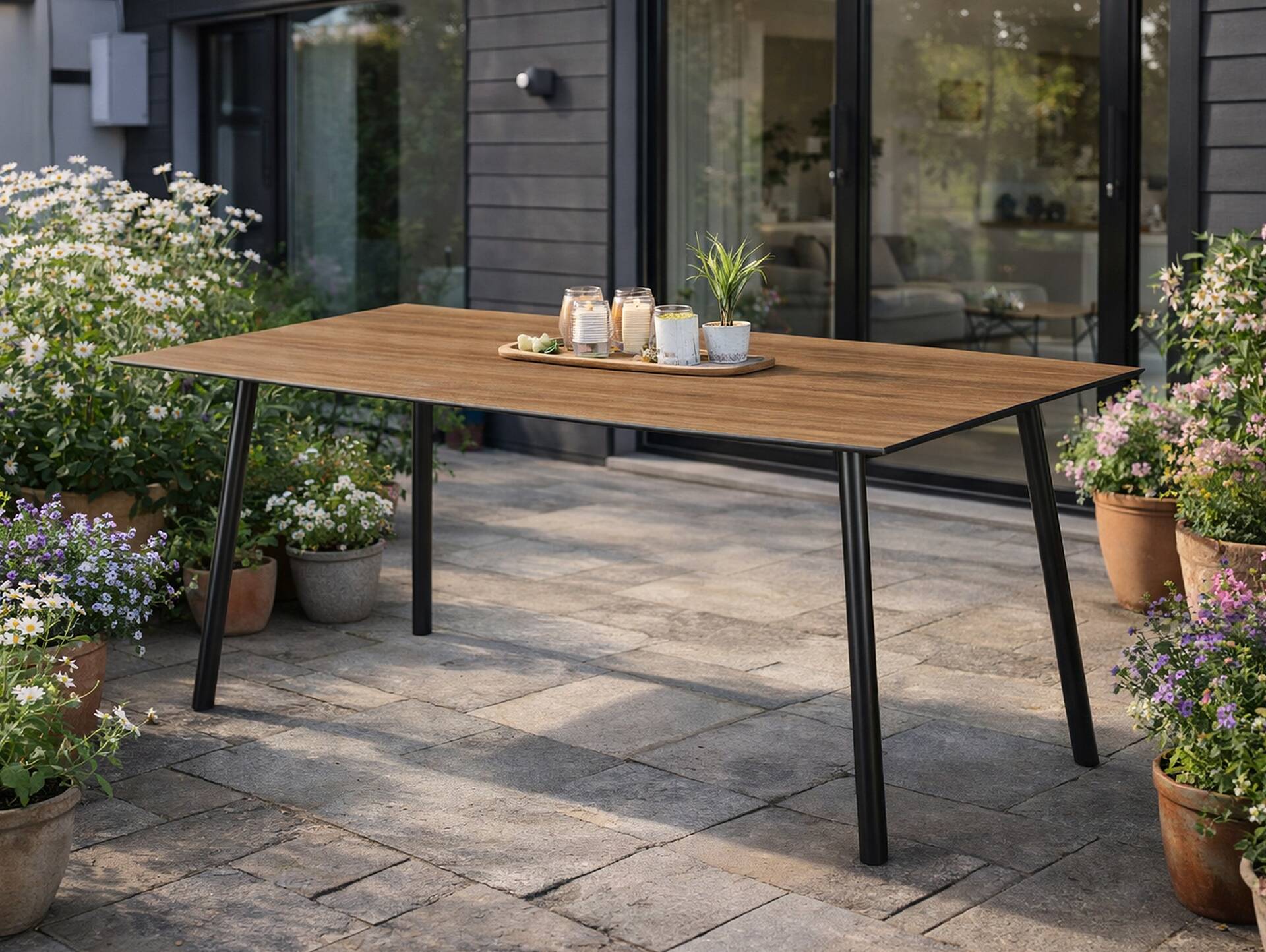 Alpstein Esstisch / Gartentisch, Material HPL/Aluminium 140 cm | 80 cm | Eichefarbig