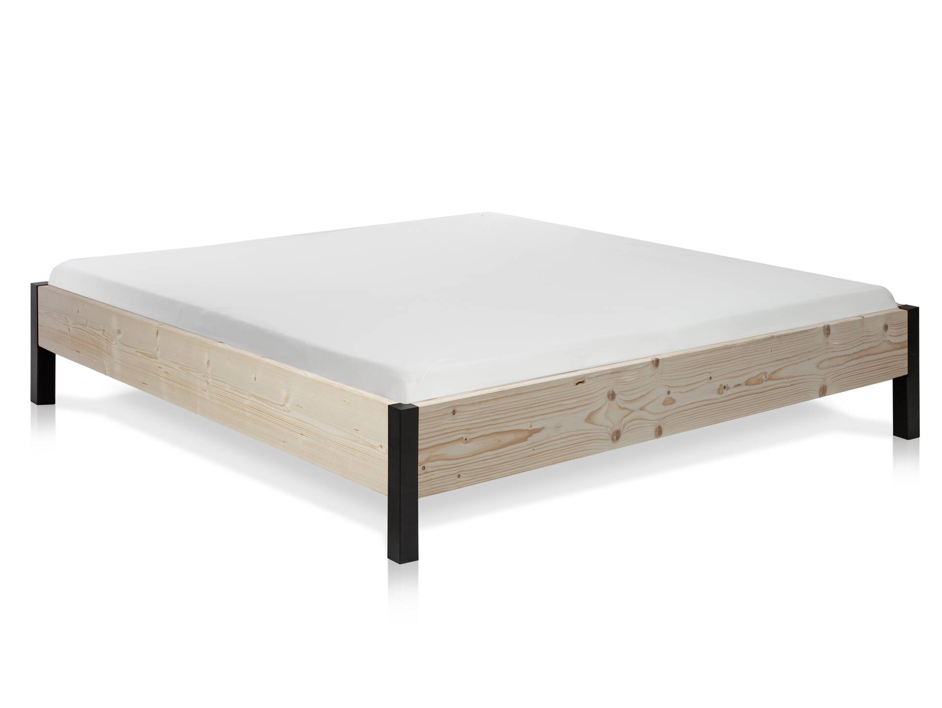 LUKY Bett Metallfuß, Material Massivholz, Fichte massiv, mit/ohne Kopfteil 120 x 200 cm | natur | ohne Kopfteil