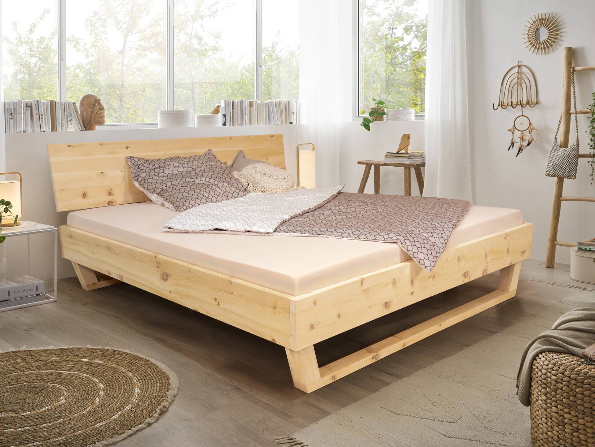 ZABINO Holz-Kufenbett aus Zirbe, Material Massivholz, mit Kopfteil 120 x 200 cm | Zirbe unbehandelt
