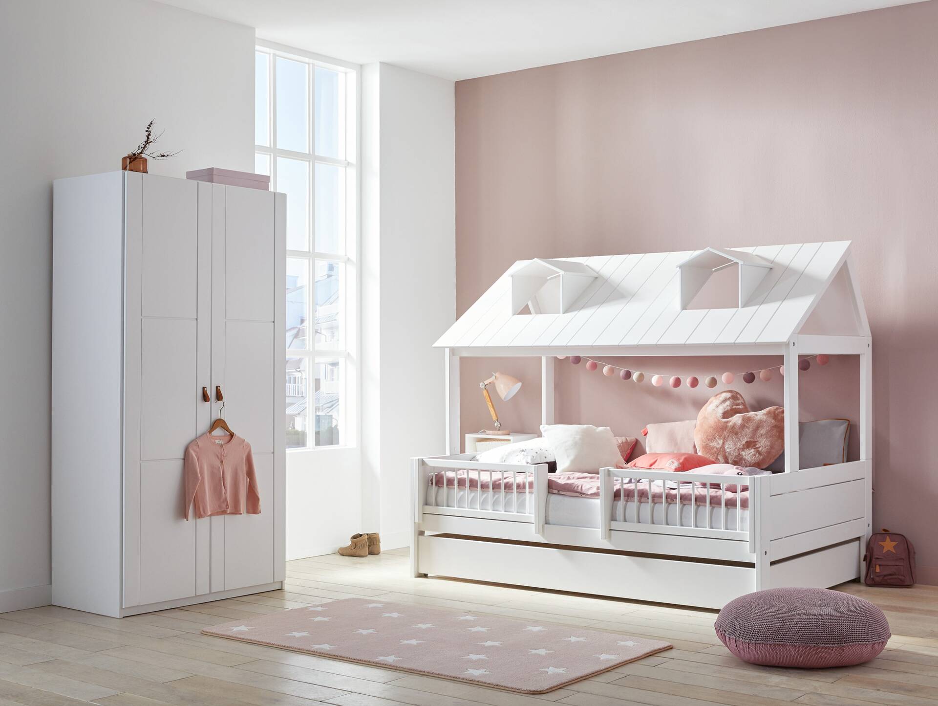 LIFETIME Kidsrooms Beach-House-Kinderbett, Material Massivholz, Kiefer weiß lackiert 