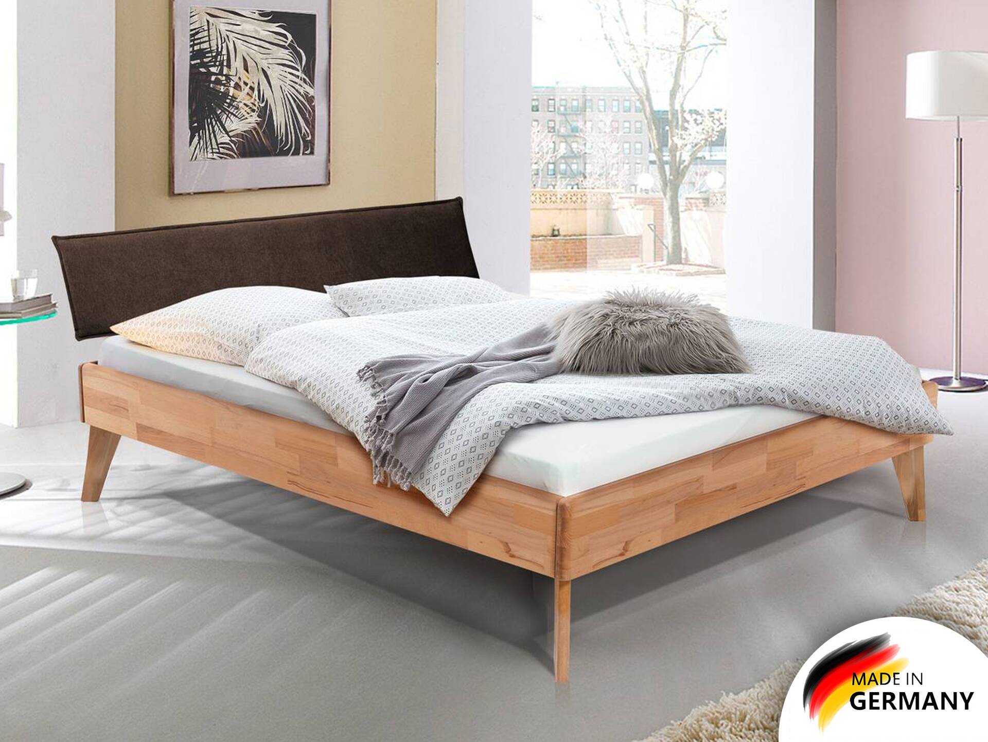 CALIDO 4-Fuß-Bett mit Polsterkopfteil, Material Massivholz 200 x 220 cm | Buche nussbaumfarbig gedämpft | Stoff Anthrazit | Standardhöhe