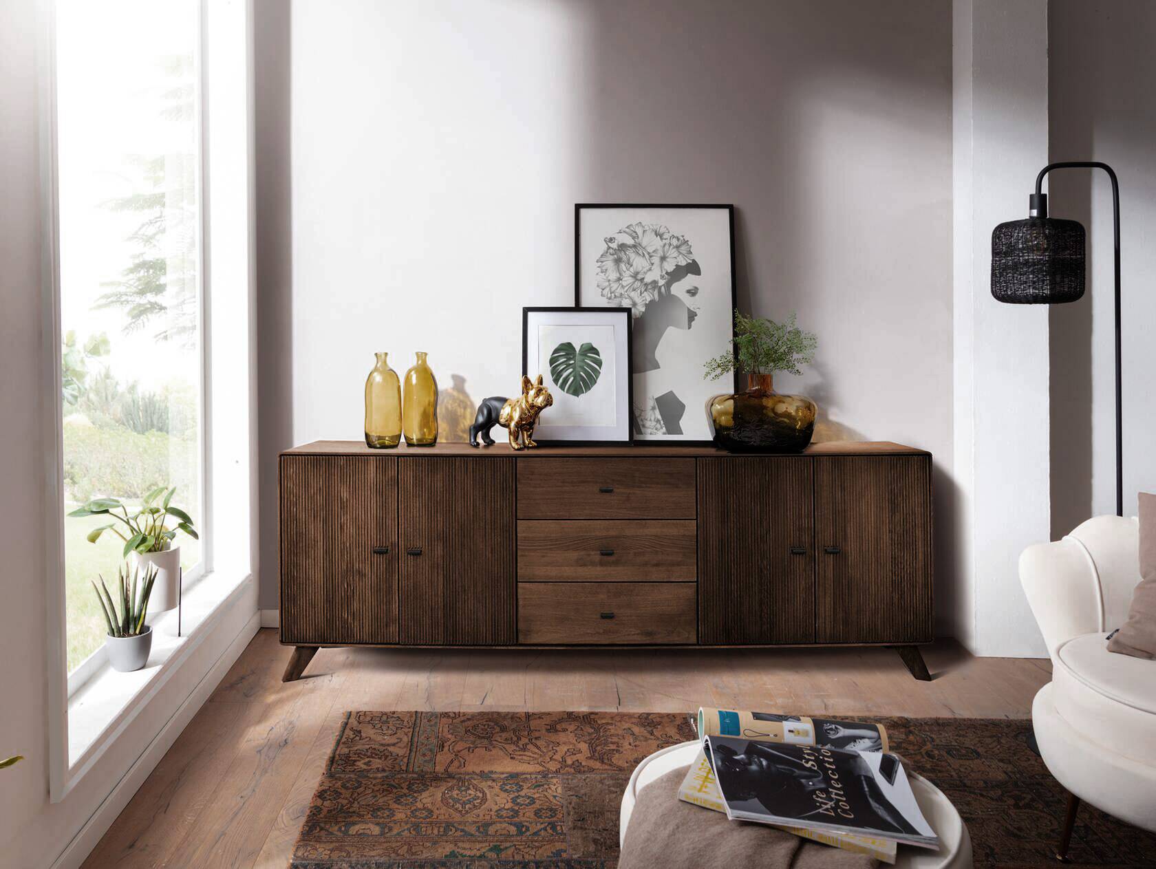 JAKARTA Sideboard III, Material Massivholz, Kernbuche Tabak geölt 