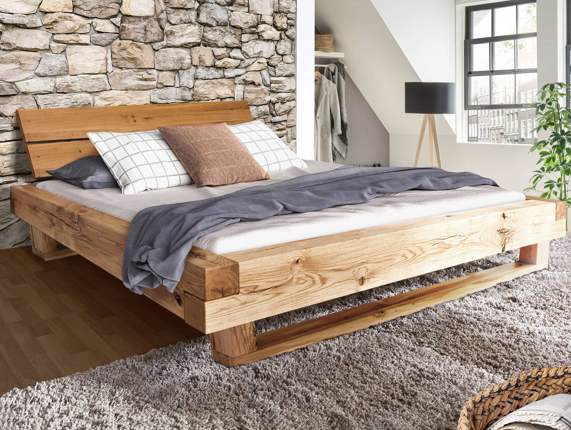 LIAS Balkenbett mit Kopfteil, Holz-Kufenfuß, Material Massivholz Eiche 140 x 200 cm