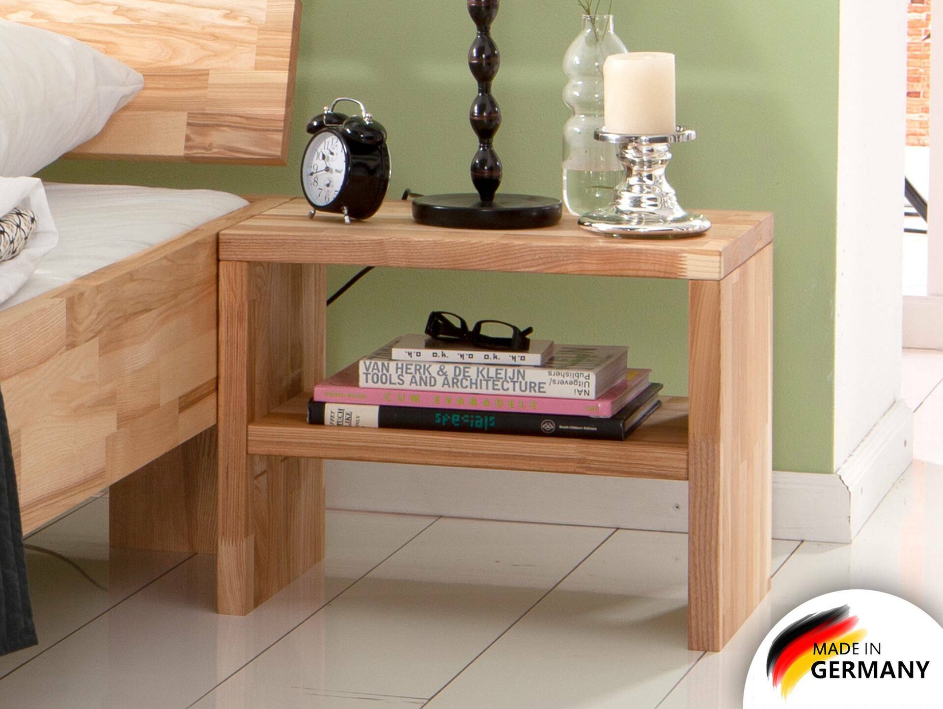 LÖWEN Nachtkommode, Material Massivholz Wildeiche geölt | 50 cm