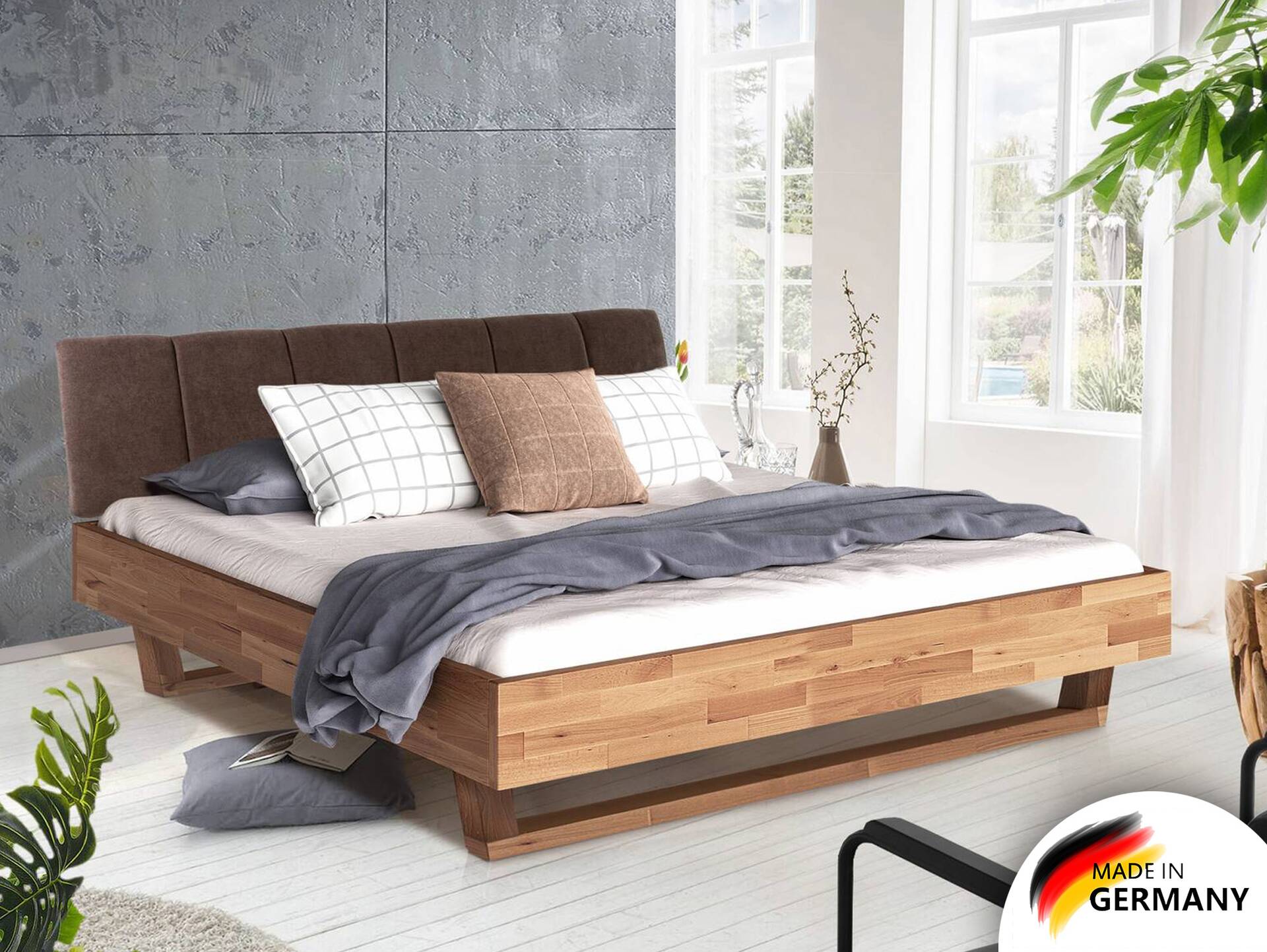LÖWEN Holz-Kufenbett mit Polsterkopfteil, Material Massivholz 90 x 200 cm | Buche unbehandelt | Kunstleder Braun ohne Steppung