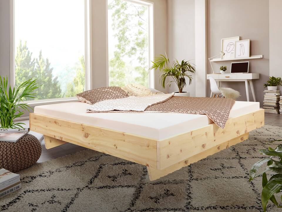 ZABINO Zirbenbett mit Wangenfuß, Material Massivholz, ohne Kopfteil 120 x 200 cm | Zirbe unbehandelt