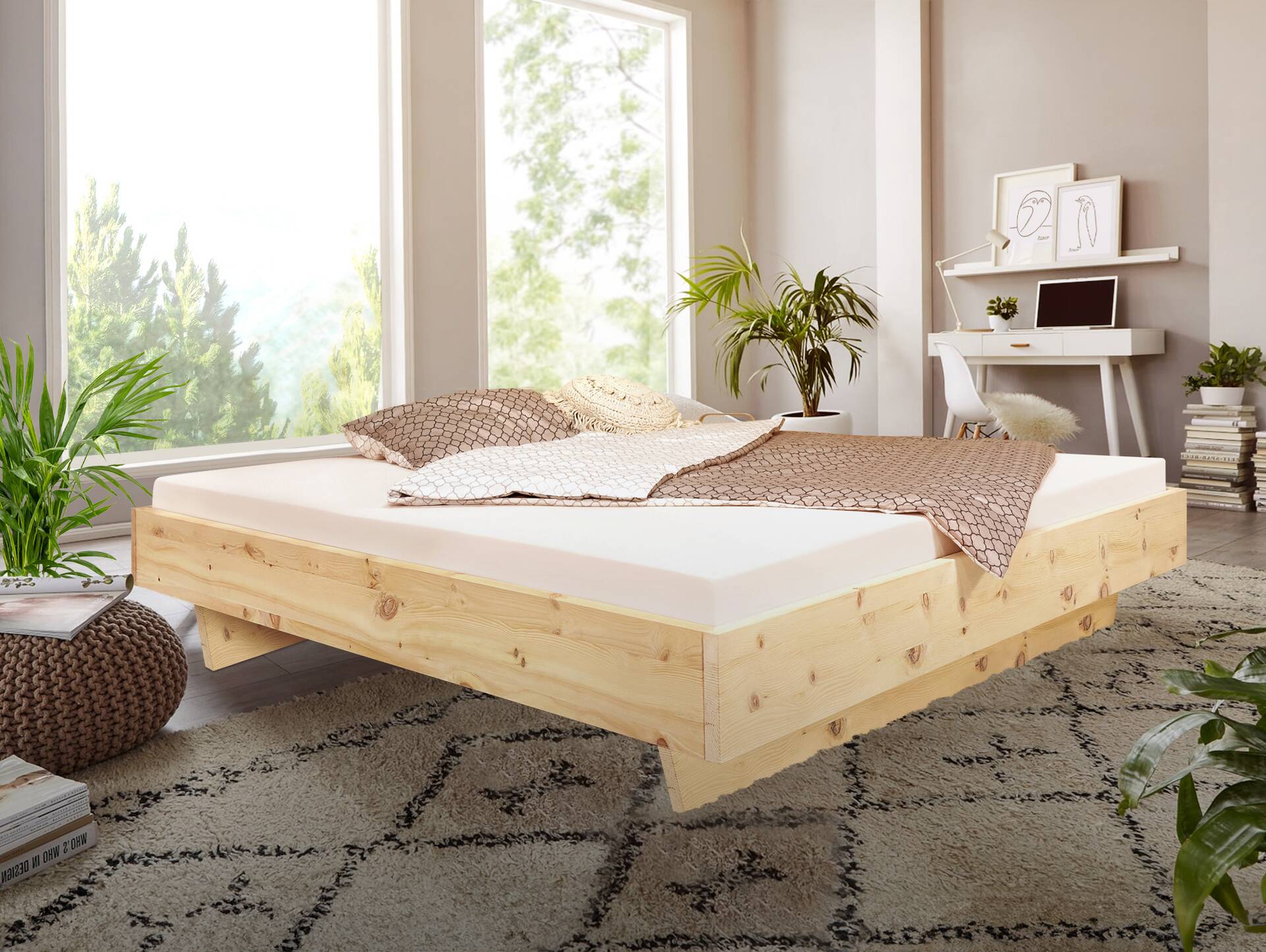 ZABINO Zirbenbett mit Wangenfuß, Material Massivholz, ohne Kopfteil 120 x 200 cm | Zirbe unbehandelt