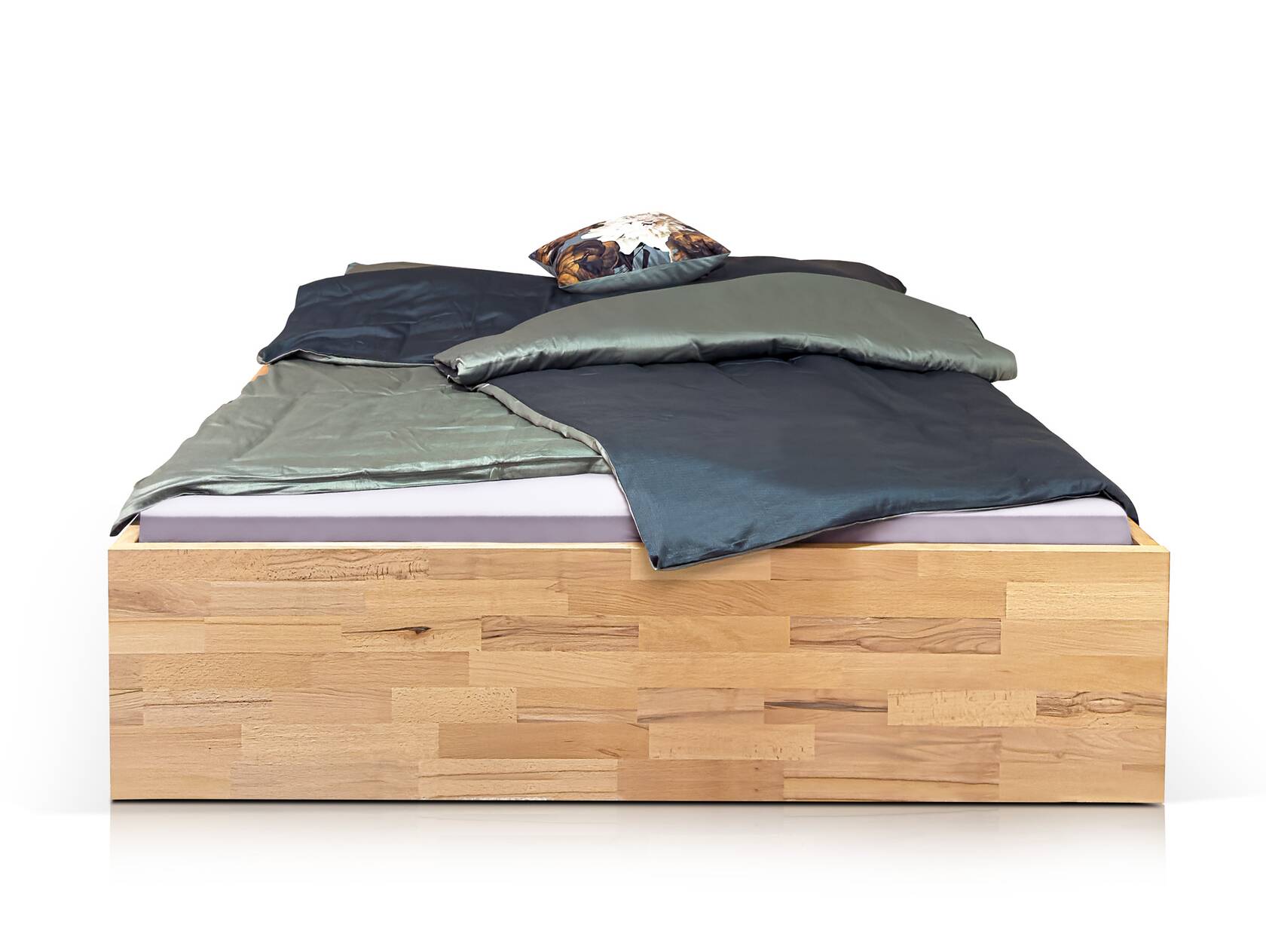 CHICO Stauraumbett ohne Kopfteil, Material Massivholz 180 x 200 cm ...