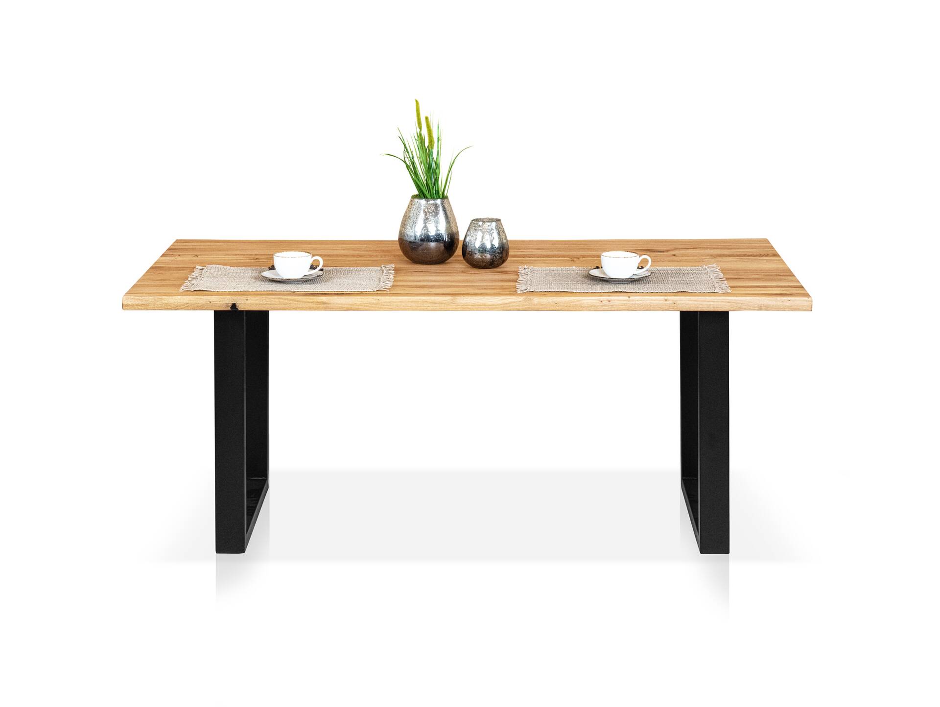 DAYTONA Esstisch II mit Baumkante, Material Massivholz / Gestell Metall schwarz pulverbeschichtet 140 x 90 cm