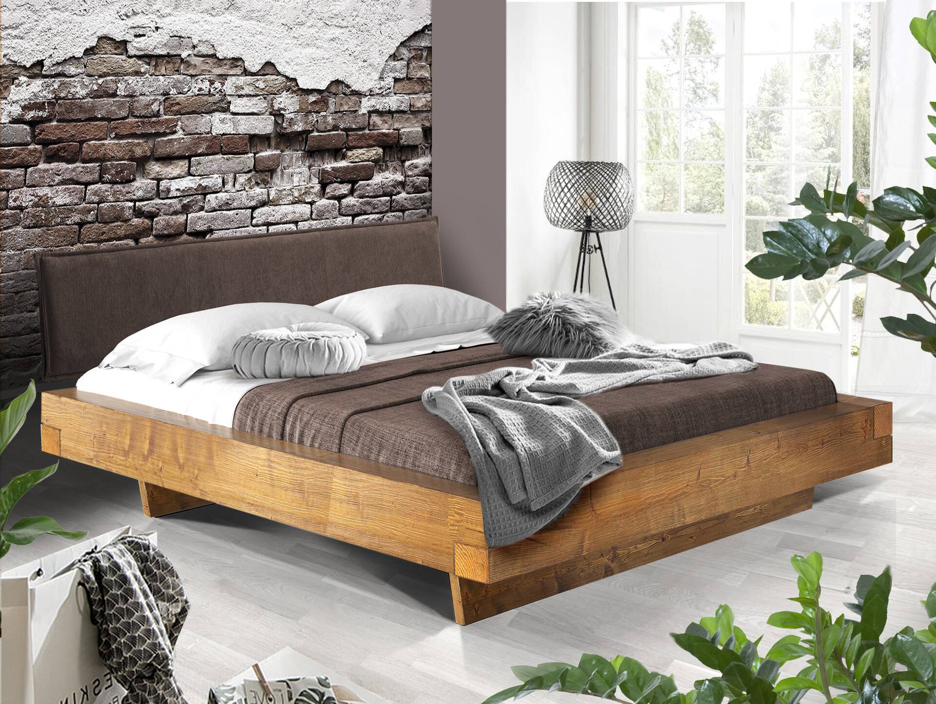 CURBY Balkenbett mit Polsterkopfteil, Wangenfuß, Material Massivholz 140 x 200 cm | vintage | Stoff Braun