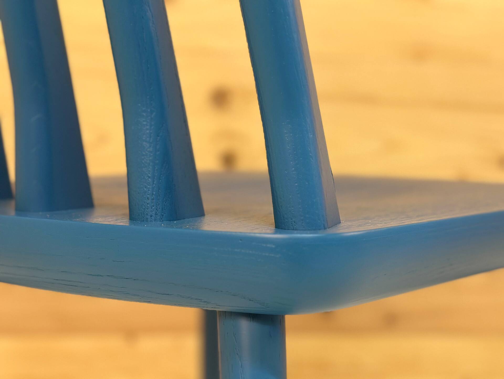 CAMI Holzstuhl, Material Massivholz, Esche lackiert blau