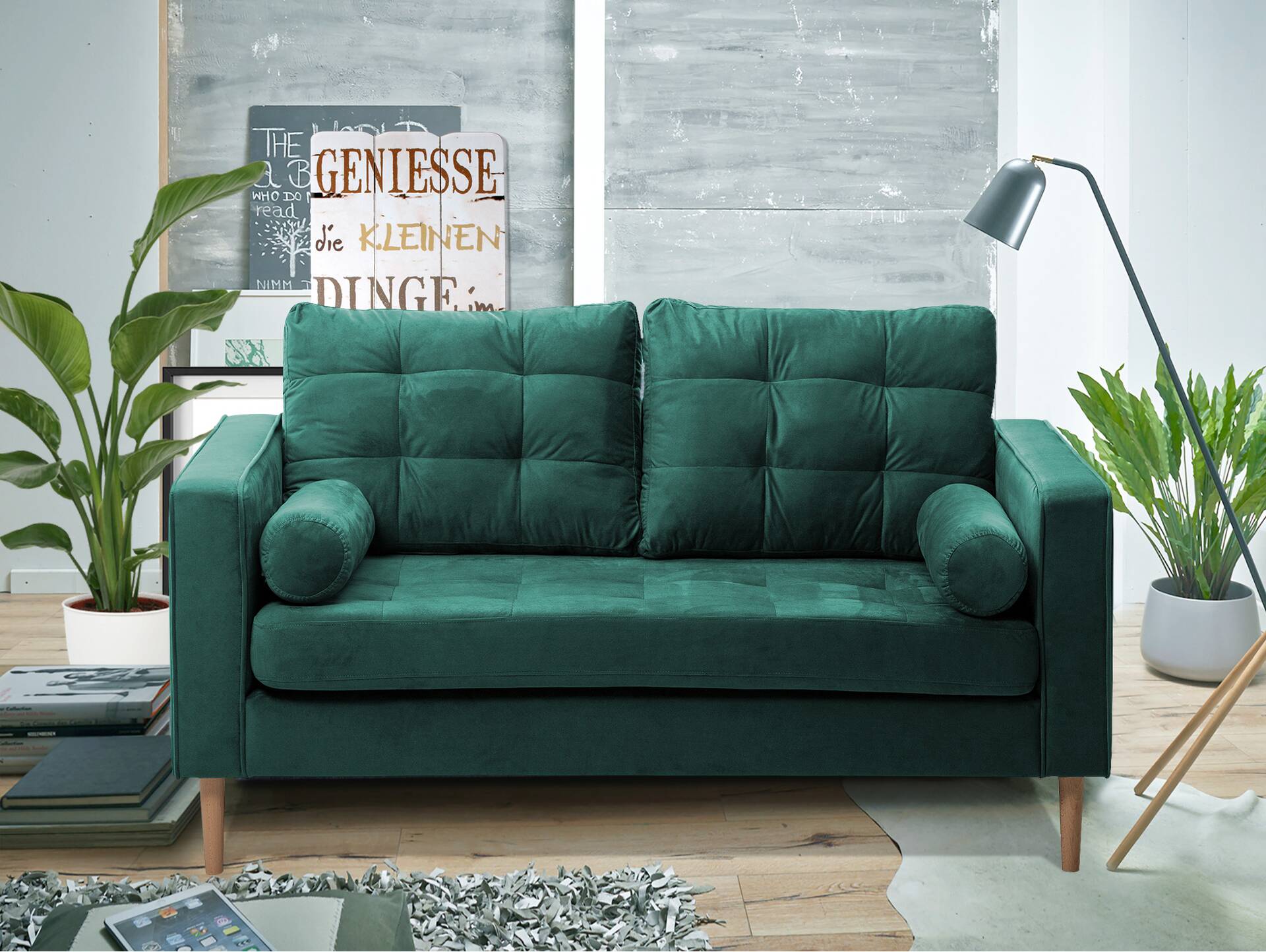 GLAMMI 2-Sitzer Sofa mit Samtbezug, Füße Buche massiv Dunkelgrün