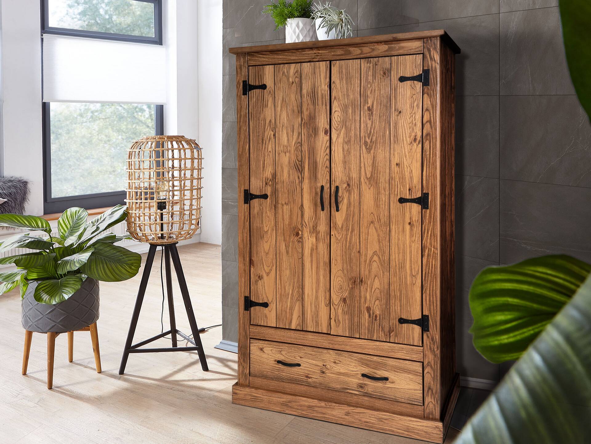 EVERGLADE Kleiderschrank, Material Massivholz, Kiefer eichefarbig 2-türig