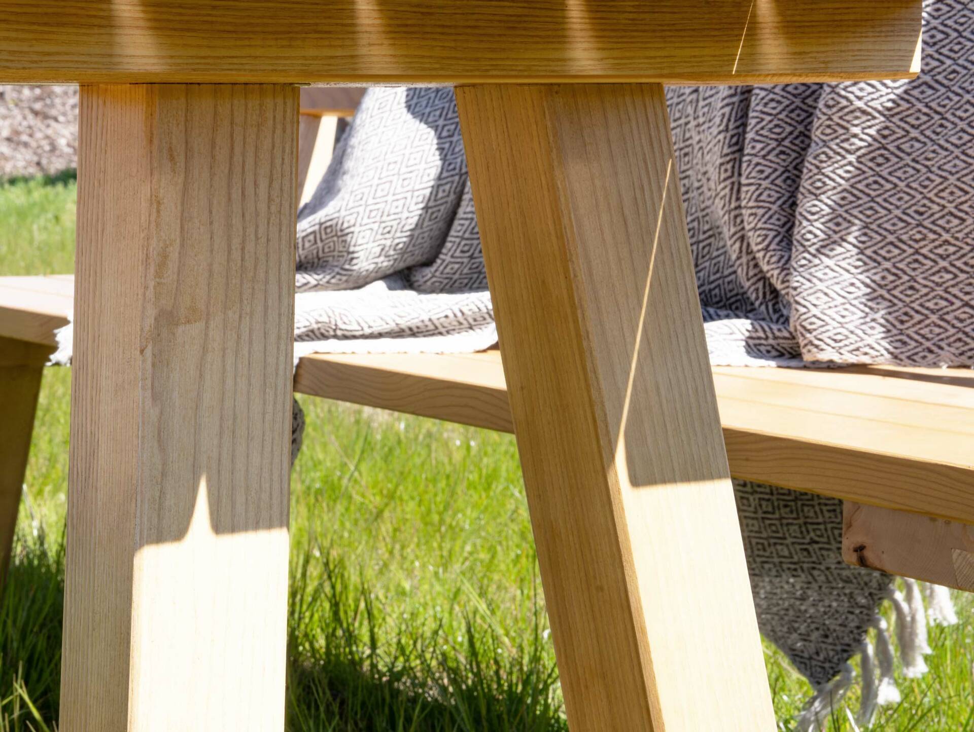 EIBSEE Gartentisch, Material Massivholz, Thermo-Fichte lasiert 180 x 60 cm