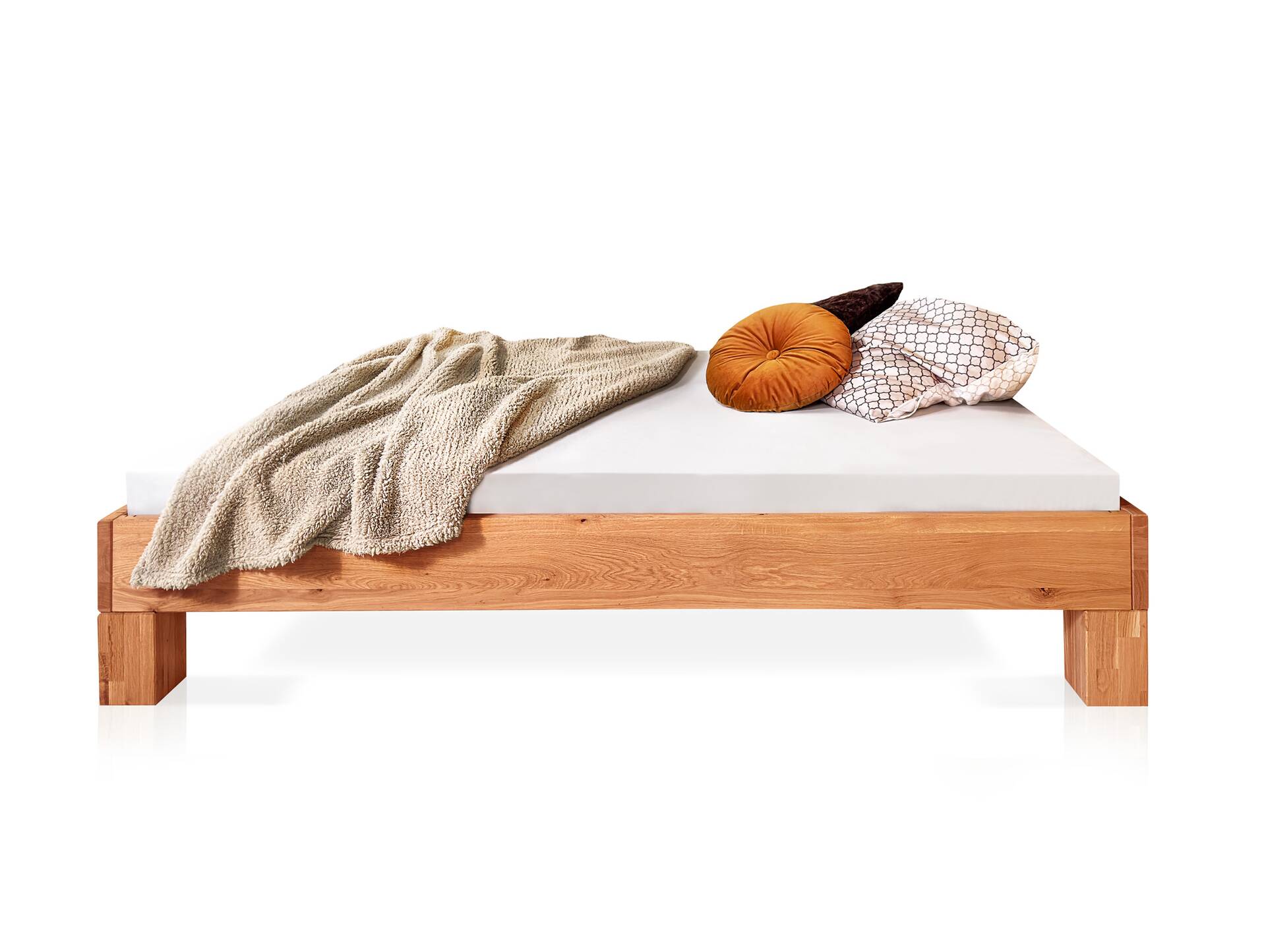 DAKONA 4-Fuß-Massivholzbett, mit/ohne Kopfteil 200 x 220 cm | Buche unbehandelt | Standardhöhe | ohne Kopfteil