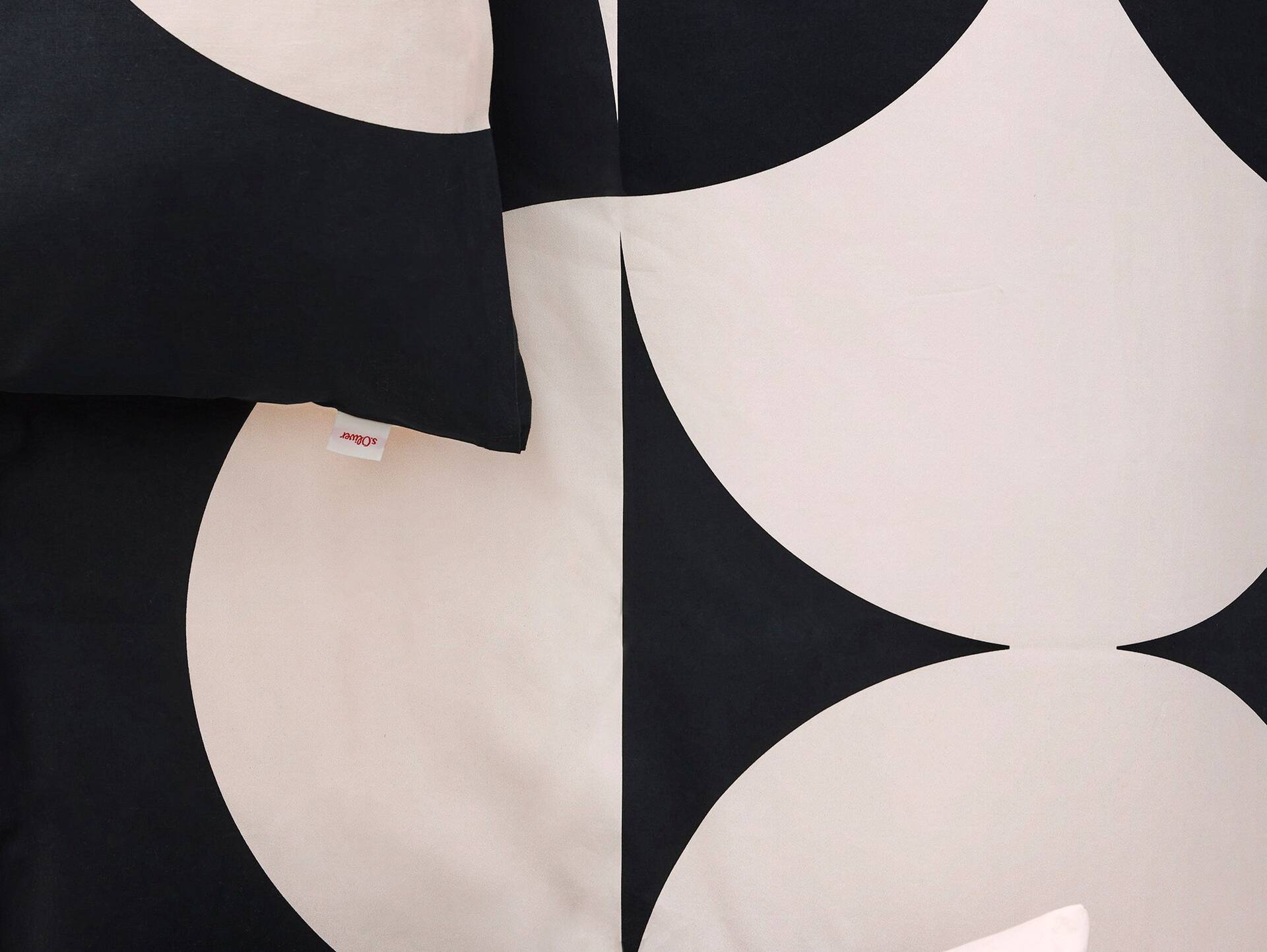 s.OLIVER Satinbettwäsche, 135x200 cm, runde Formen, schwarz/weiß 