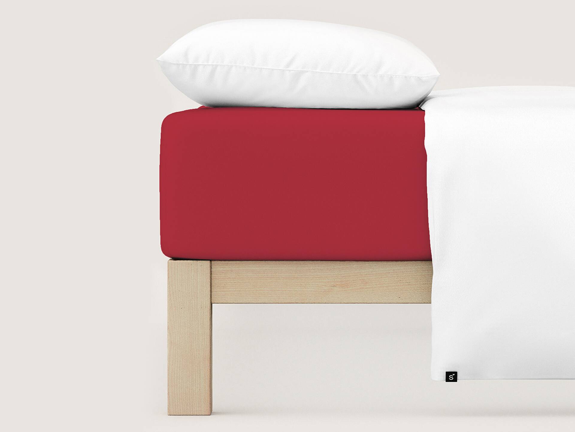 Schlafgut PURE Spannbetttuch/Spannbettlaken für Matratze, Bio-Mako-Baumwolle mit Elastan Dunkelrot | 140x190 - 160x220 cm