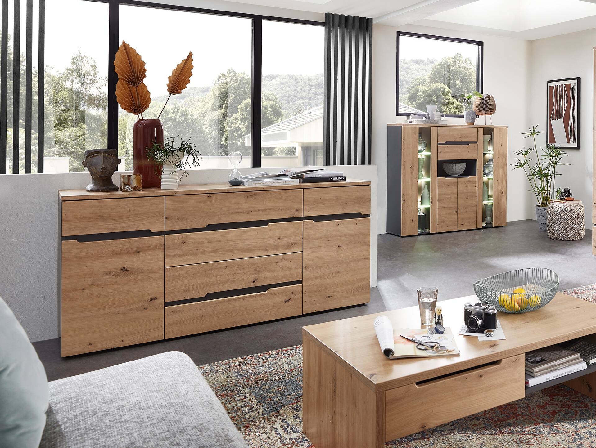 MAILAND Sideboard, Material Dekorspanplatte Artisan eichefarbig / Graphit