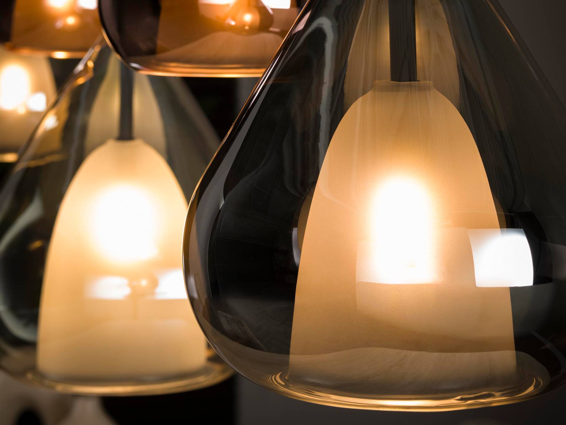 HELIN Pendelleuchte, 5-flammig, Material Glas, 3-farbig 