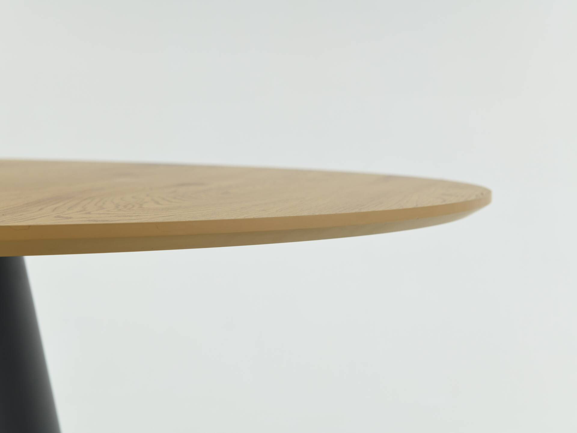 BACARY Esstisch rund, Material MDF eichefarbig/schwarz 