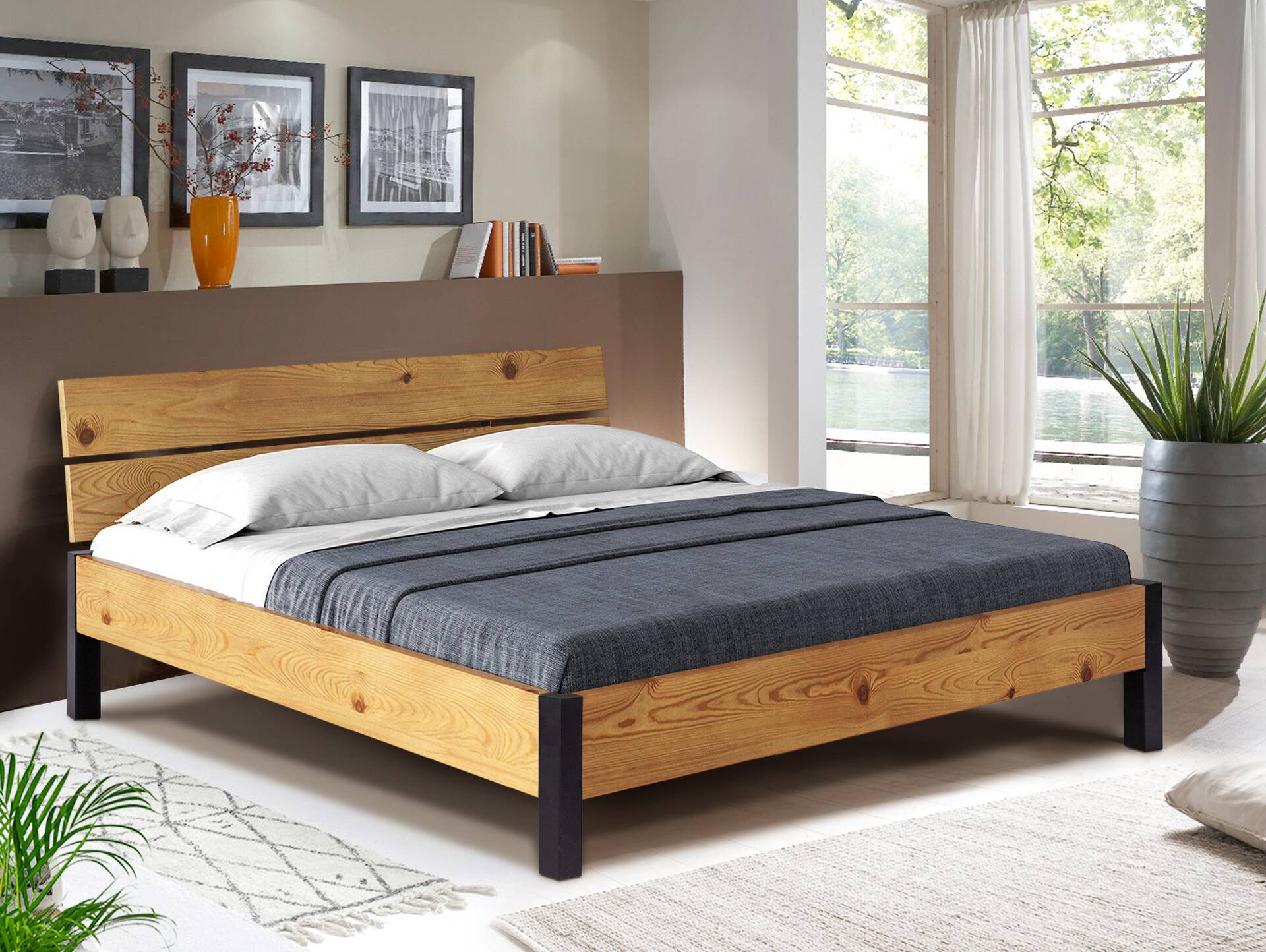CURBY Bett mit Metallfuß und Kopfteil, Material Massivholz, rustikale Altholzoptik, Fichte 90 x 200 cm | natur