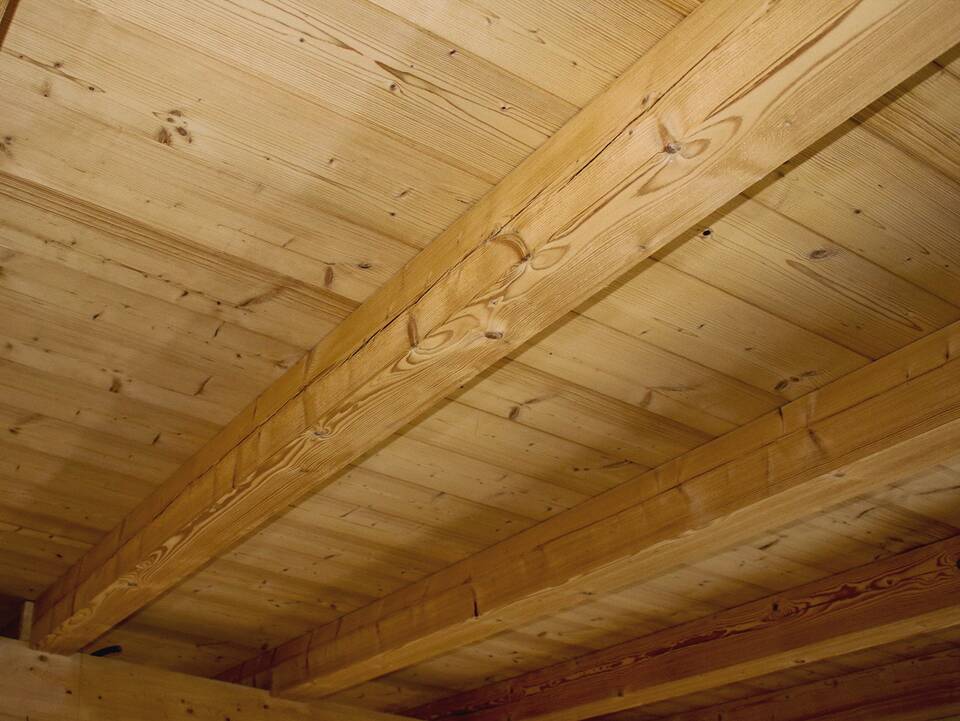 THERMO-Fichtenbalken gehackt, THERMO-Fichte gedämpft, Material Massivholz 180 x 120 mm | 1 Meter