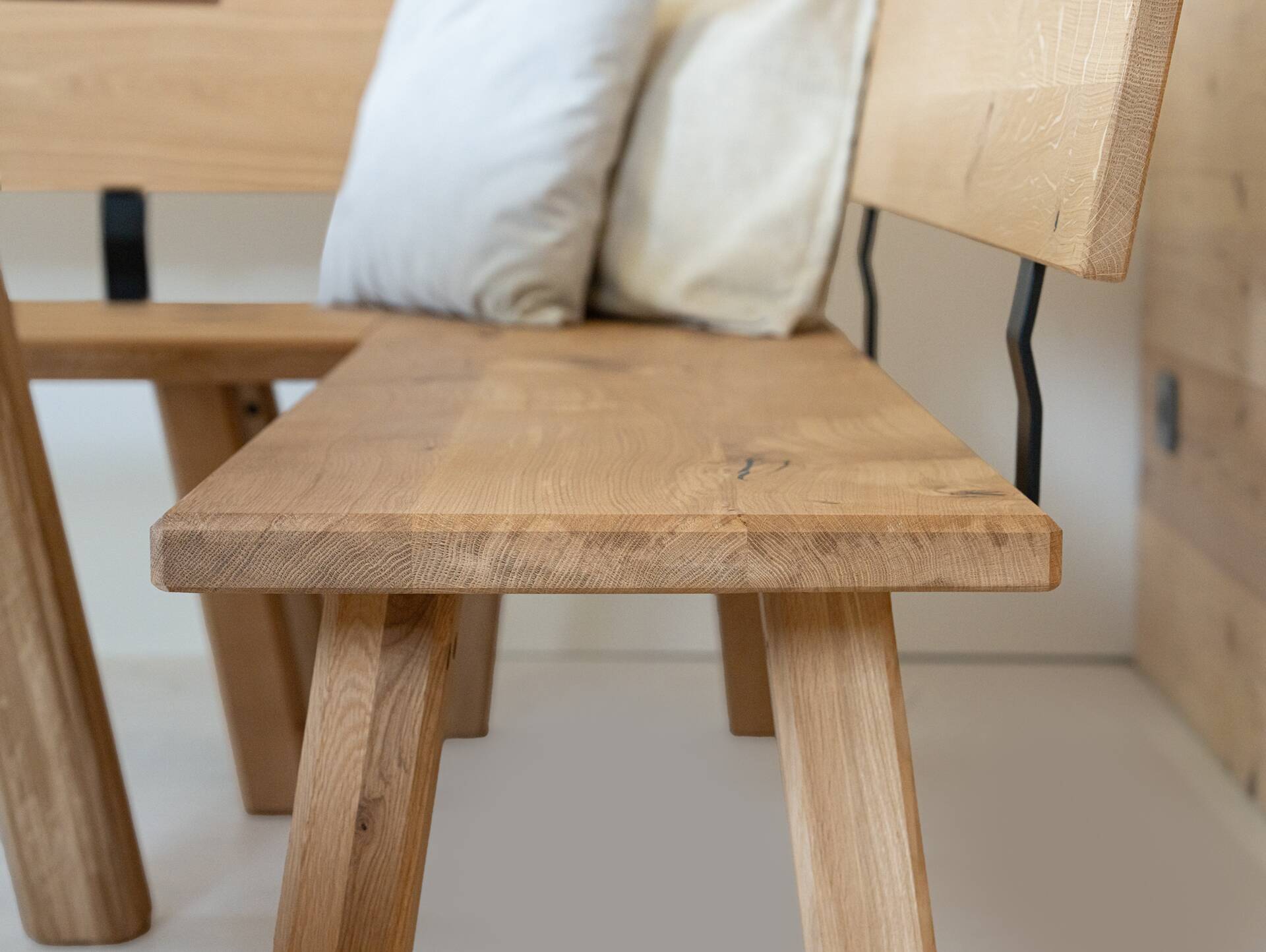 BERGSEE Eckbank nach Maß, Material Massivholz 