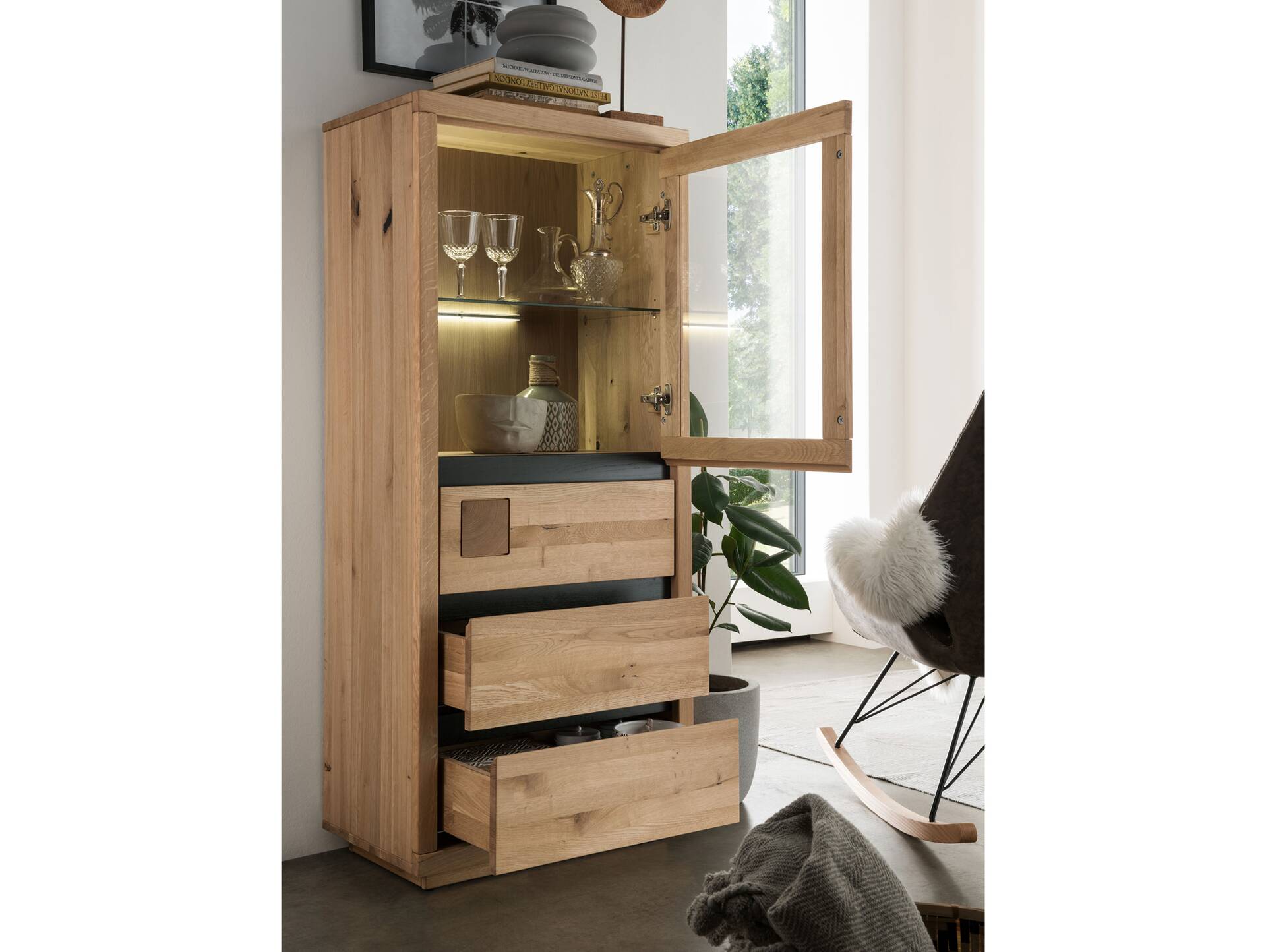 CALDERA Highboard IV, Material Massivholz, Wildeiche geölt 