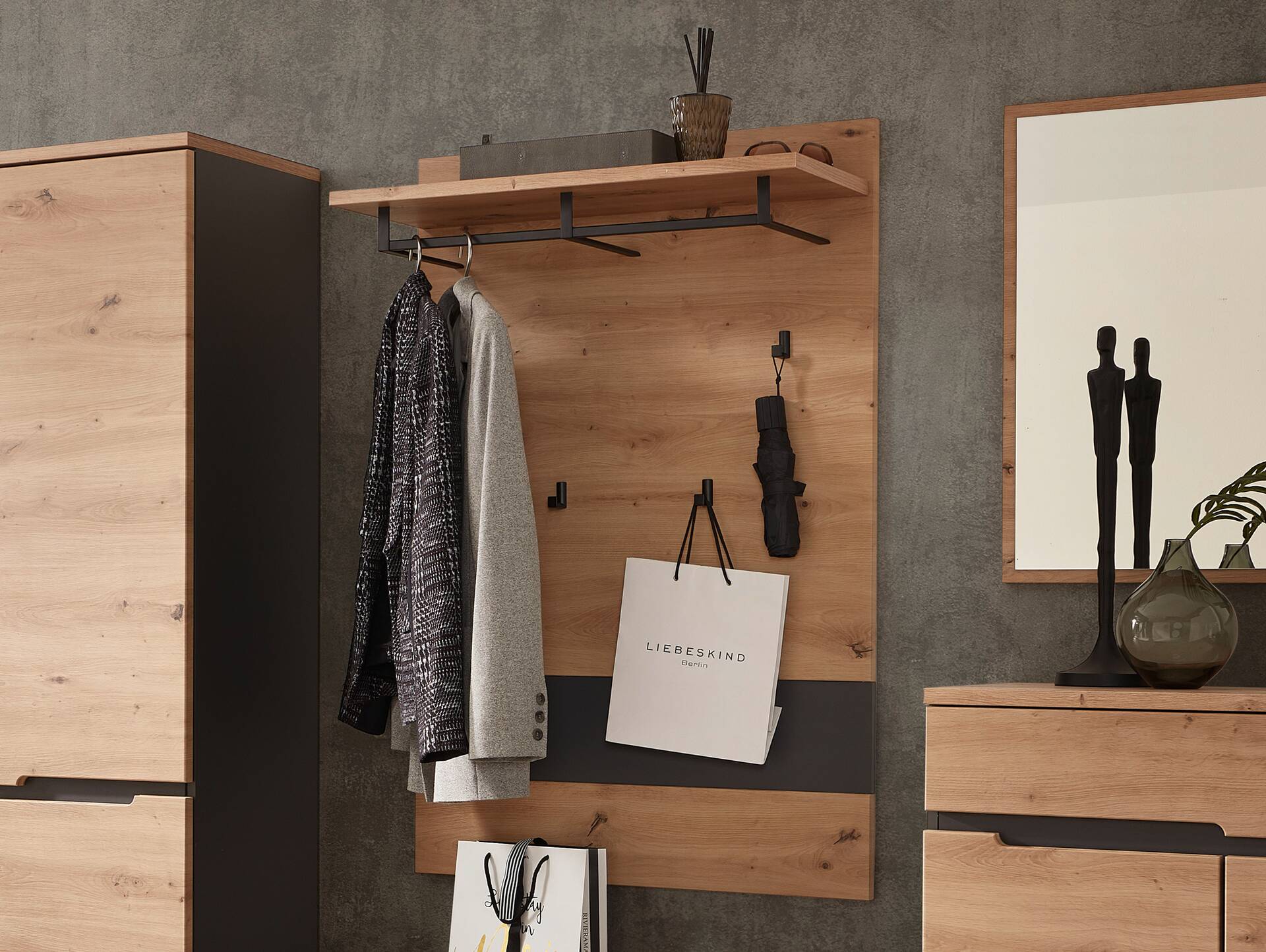 MAILAND Garderobenpaneel, Material Dekorspanplatte, Artisan Eiche Nachbildung, graphitfarbig 