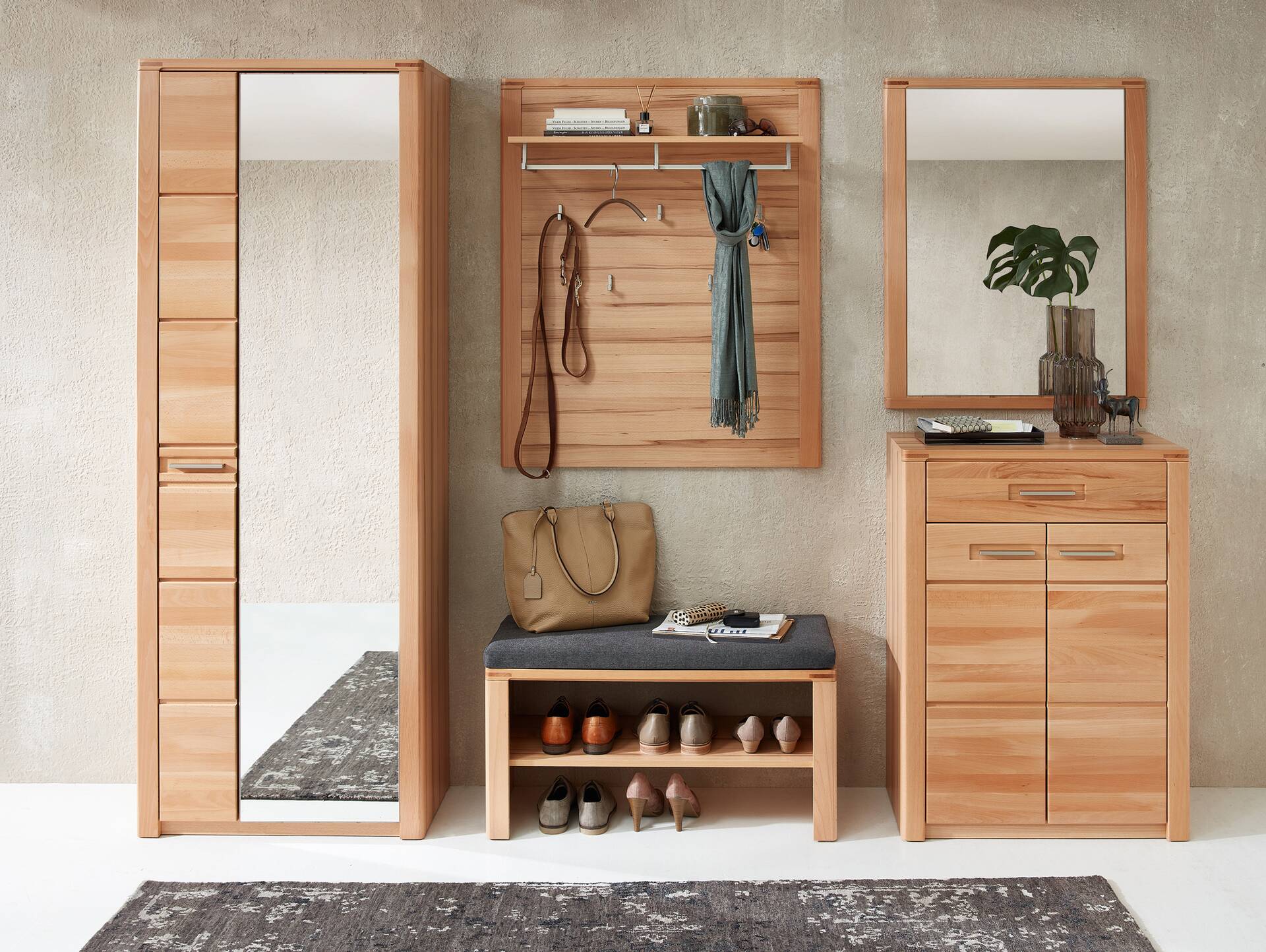 NESTOR ONE Garderobenschrank, Material Teilmassiv, Kernbuche lackiert 