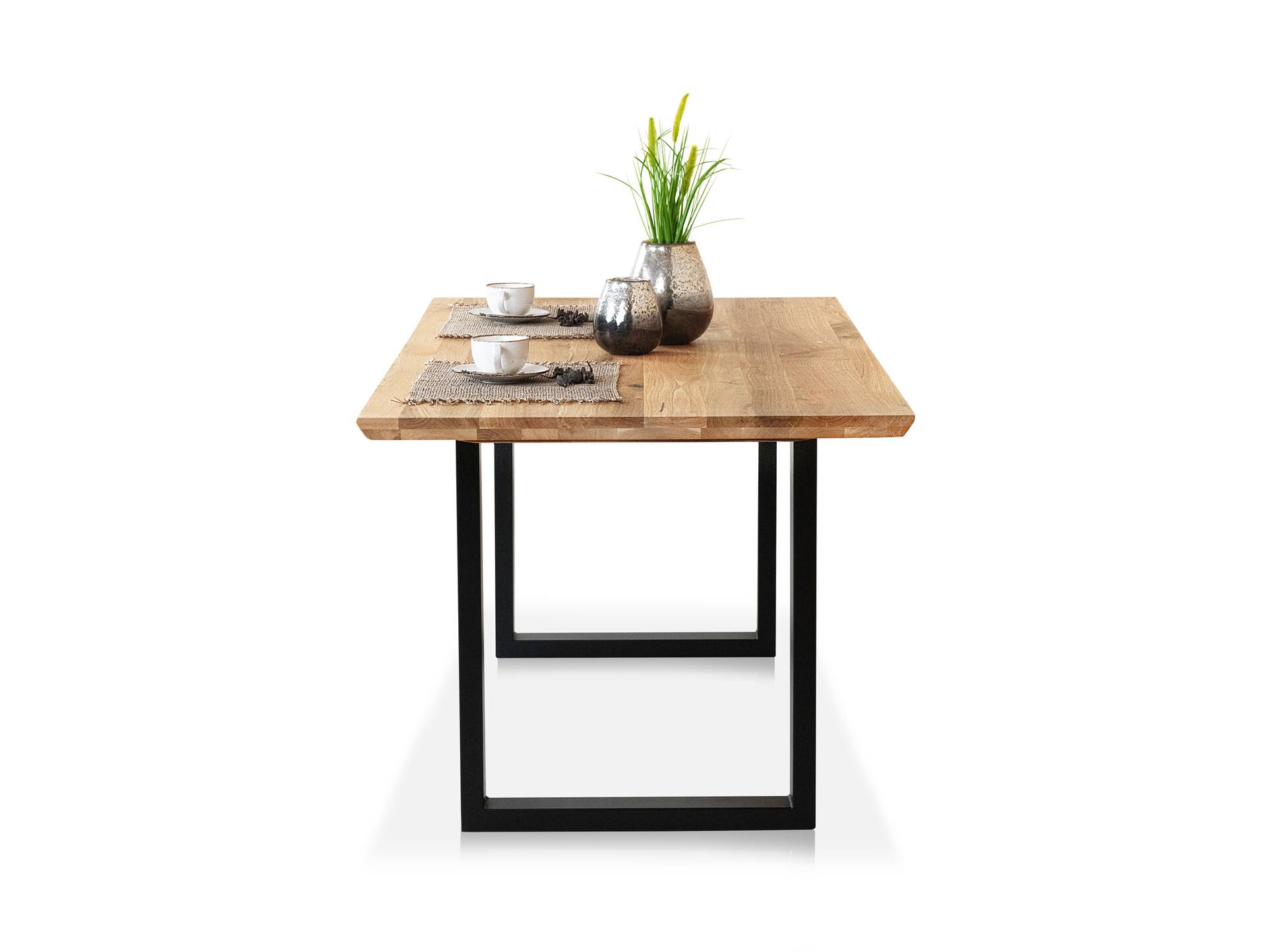 DAYTONA Esstisch, Material Massivholz, Beine Metall schwarz pulverbeschichtet 140 x 90 cm