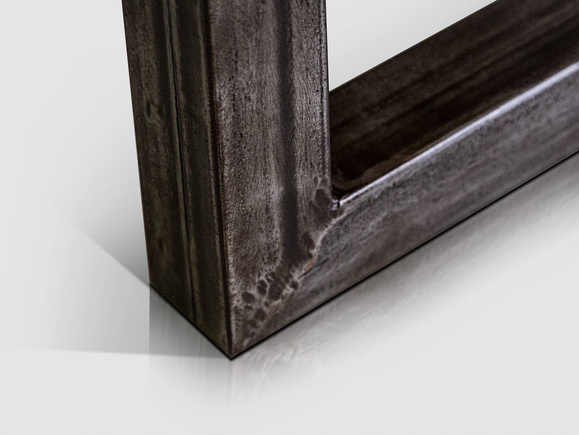 GERA Baumkantentisch, Material Massivholz/Metall, Akazie lackiert 200 x 90 cm