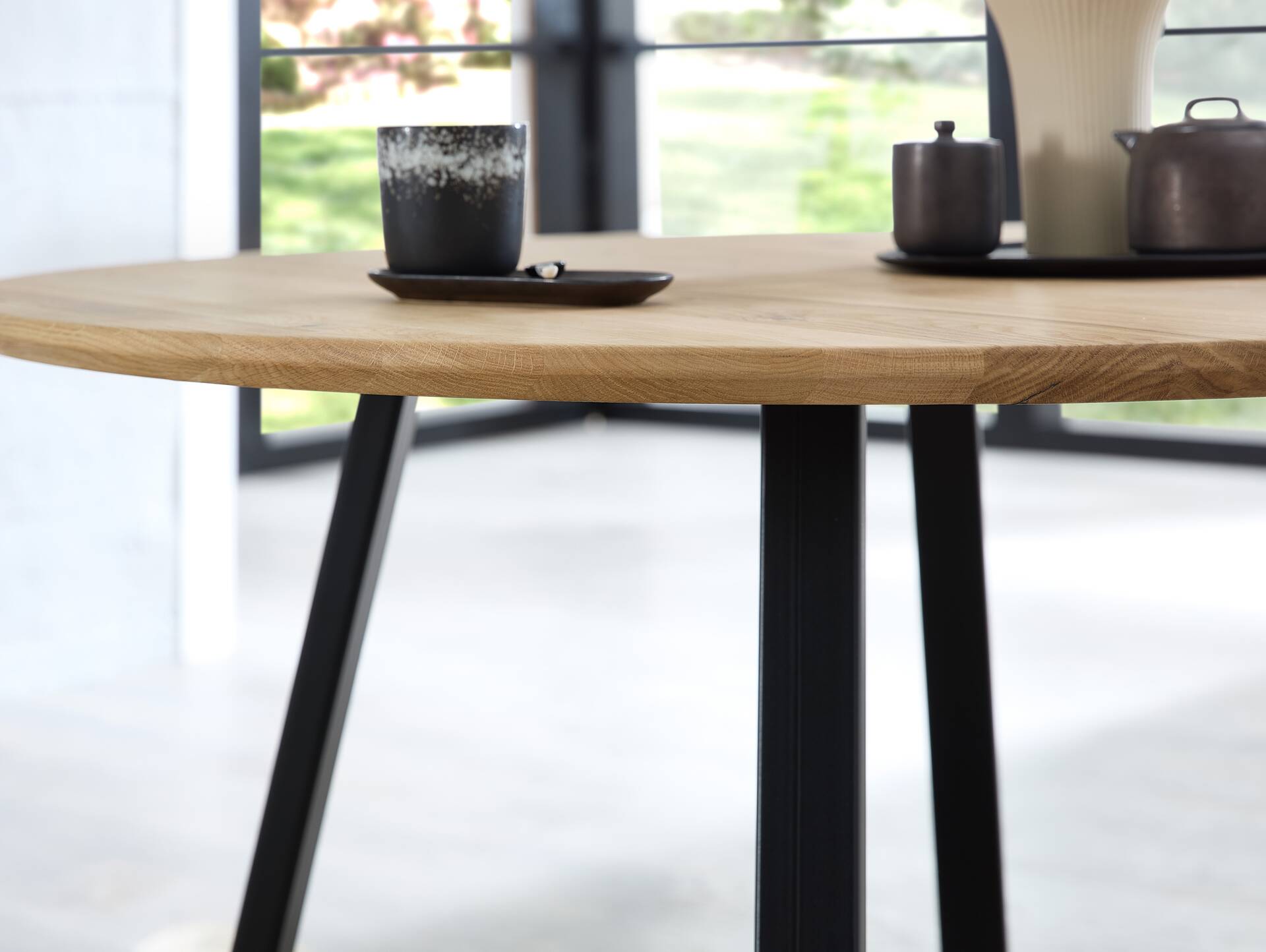 NILSON Esstisch, Material Massivholz, Eiche massiv 